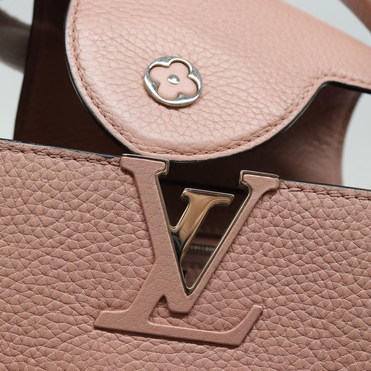 Louis Vuitton Capucines Pink Leather Hand Bag