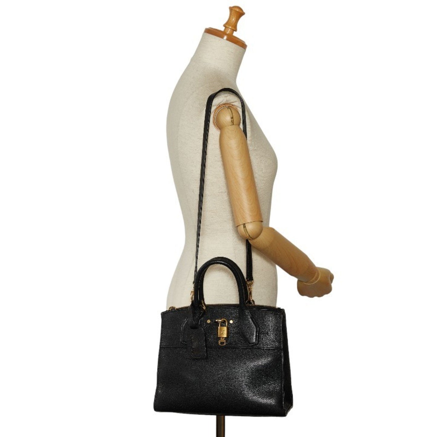 Louis Vuitton City steamer Black Leather Hand Bag