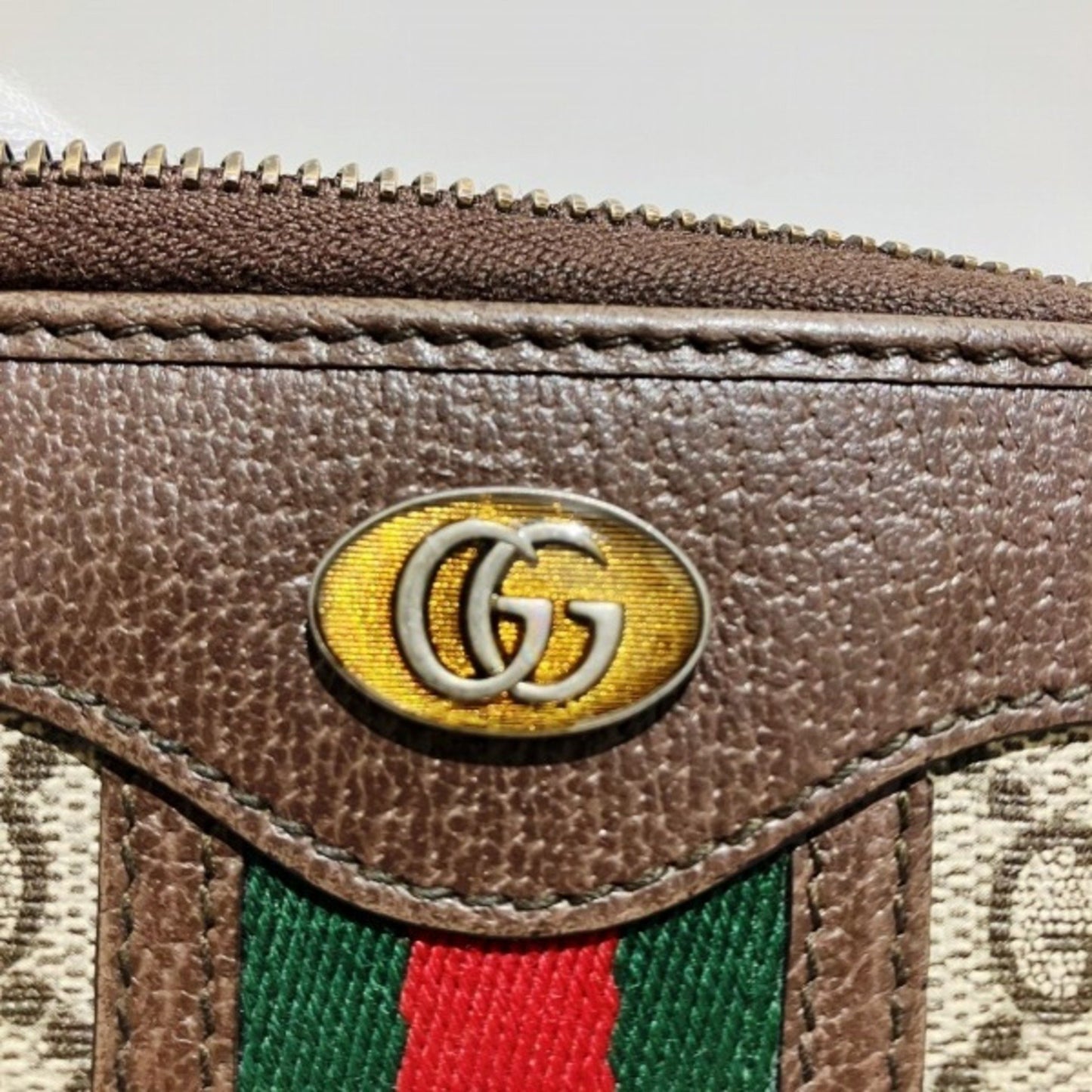 Gucci -- Beige Calfskin Wallet Accessories