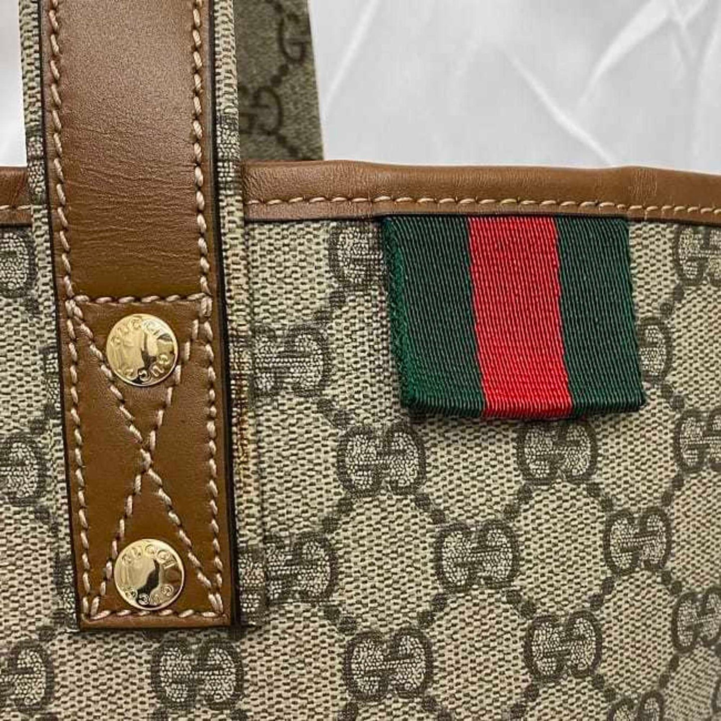 Gucci GG Supreme Beige Canvas Tote Bag