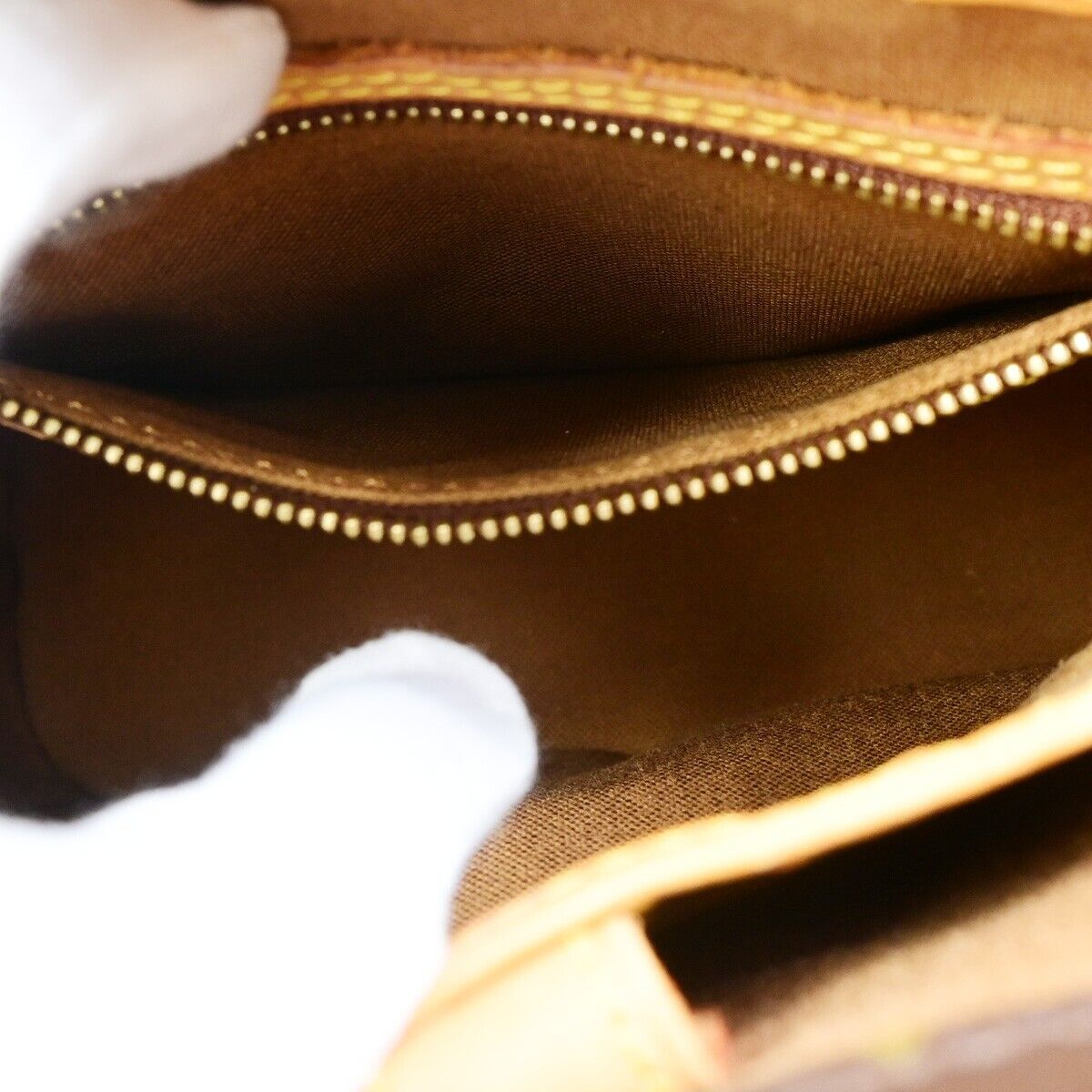 Louis Vuitton Vavin Brown Canvas Hand Bag