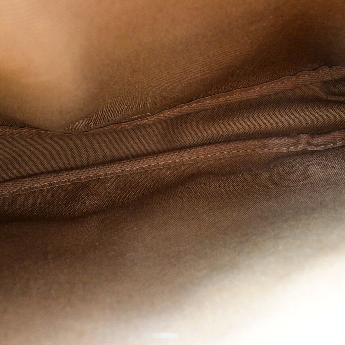 Louis Vuitton Saumur 30 Brown Canvas Shoulder Bag