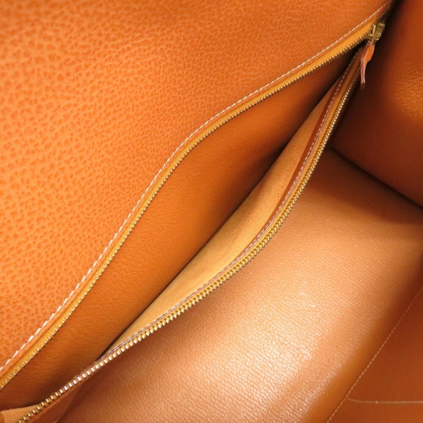 Hermès Kelly 32 Brown Leather Hand Bag