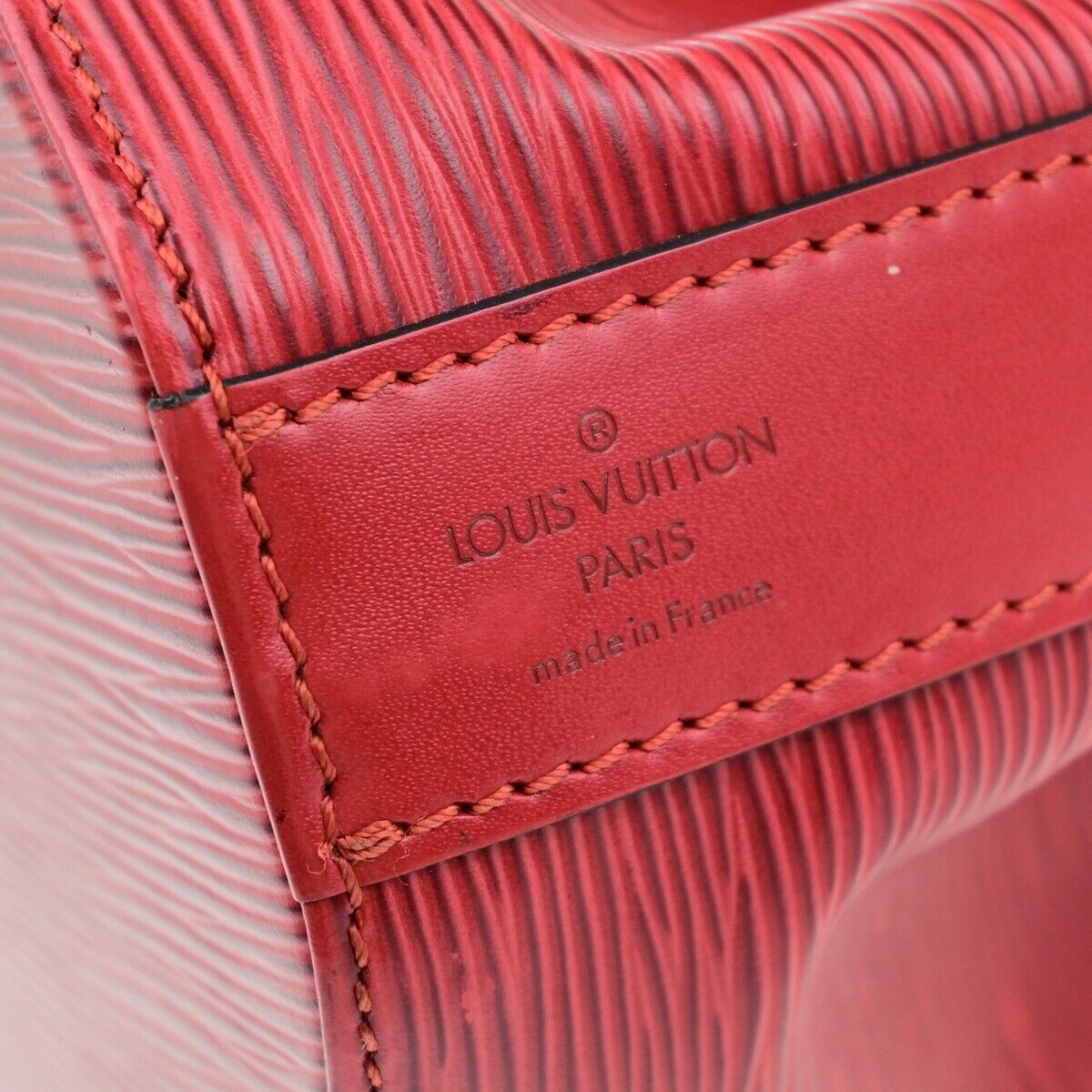 Louis Vuitton Sac d'épaule Red Leather Shoulder Bag