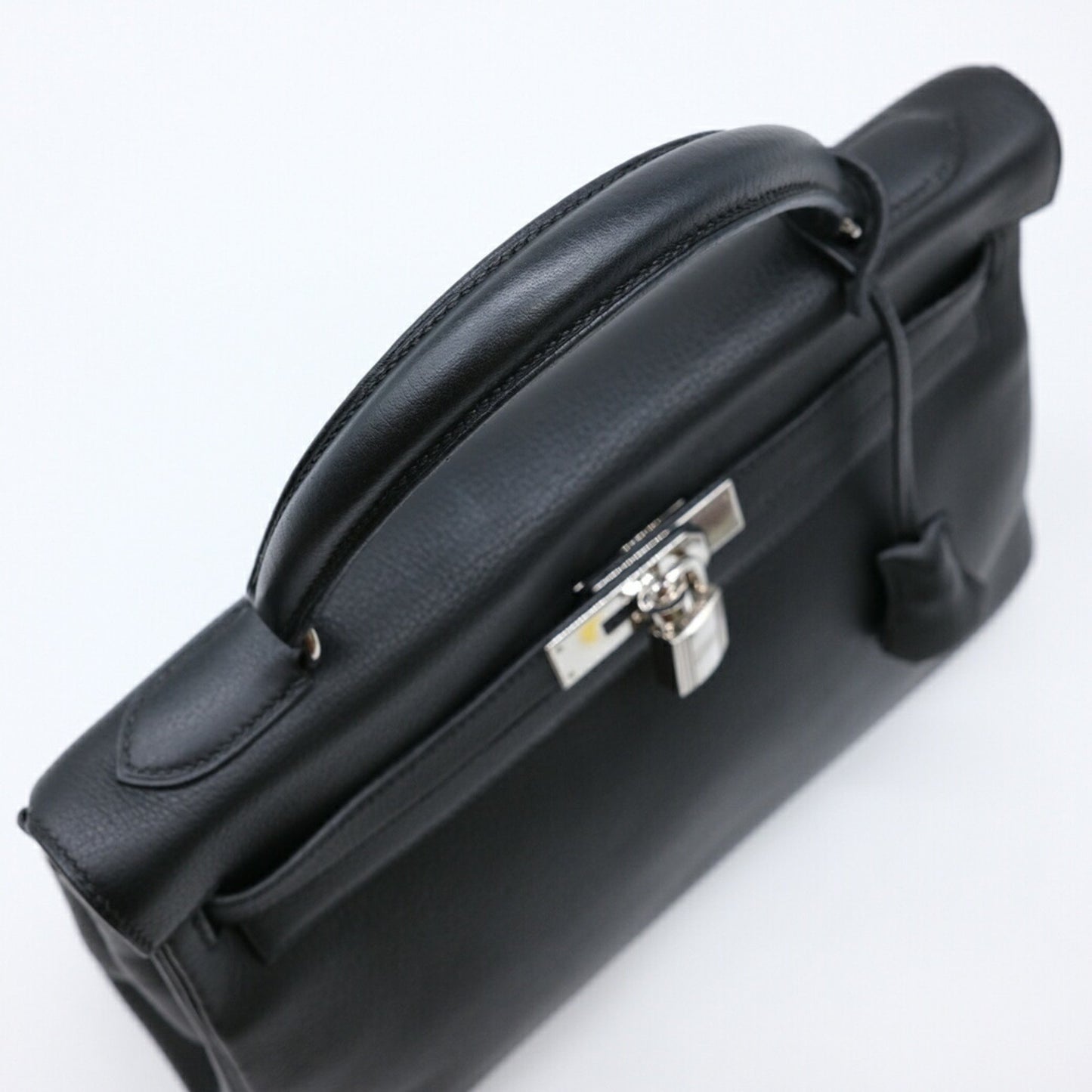 Hermès Kelly 32 Black Leather Hand Bag