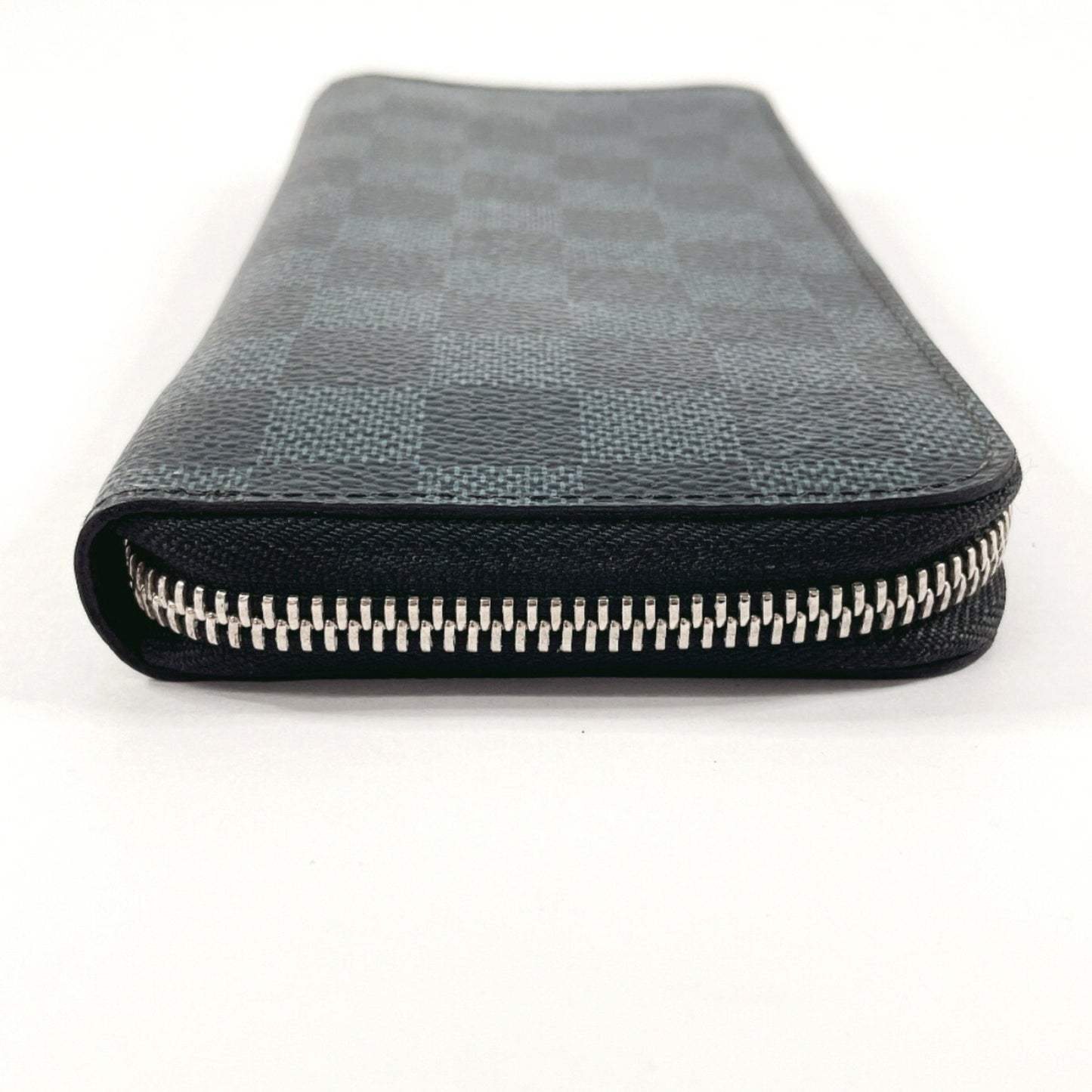 Louis Vuitton Portefeuille zippy Black Canvas Wallet Accessories