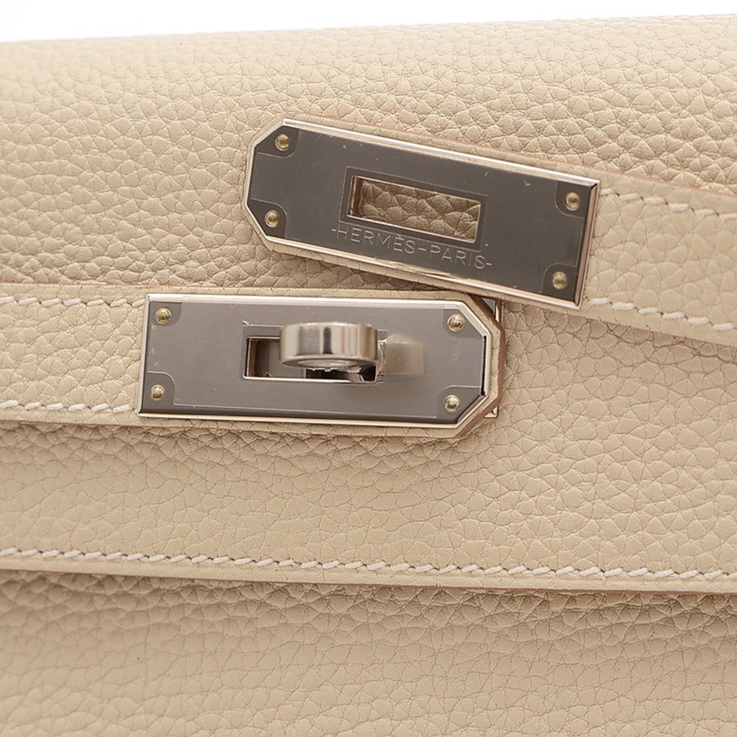 Hermès Kelly 28 Beige Leather Hand Bag