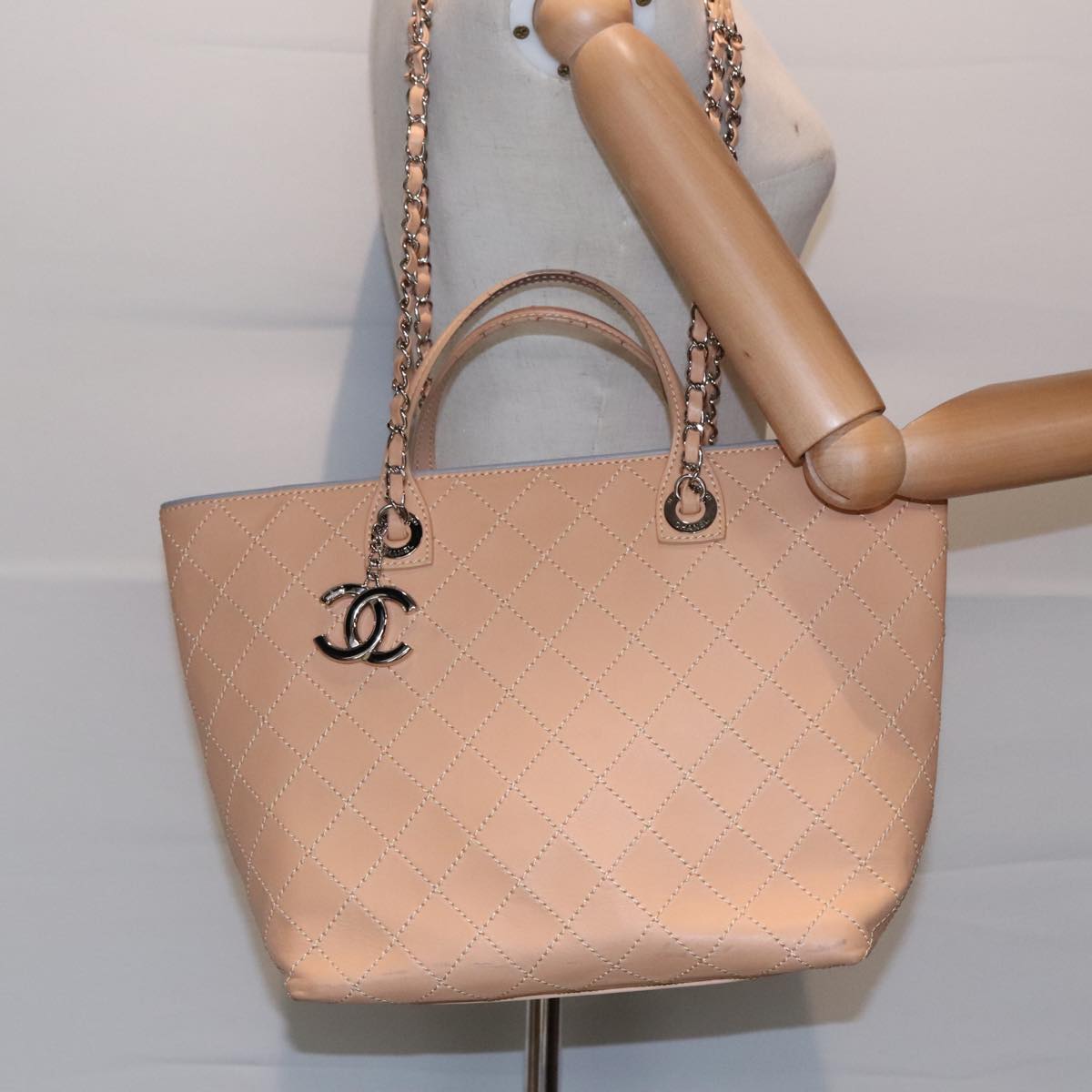 Chanel Matelassé Beige Leather Tote Bag