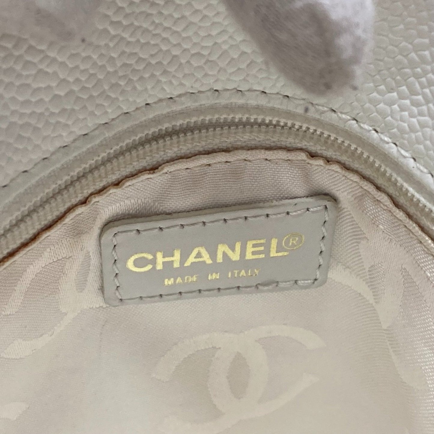 Chanel Logo CC White Leather Tote Bag