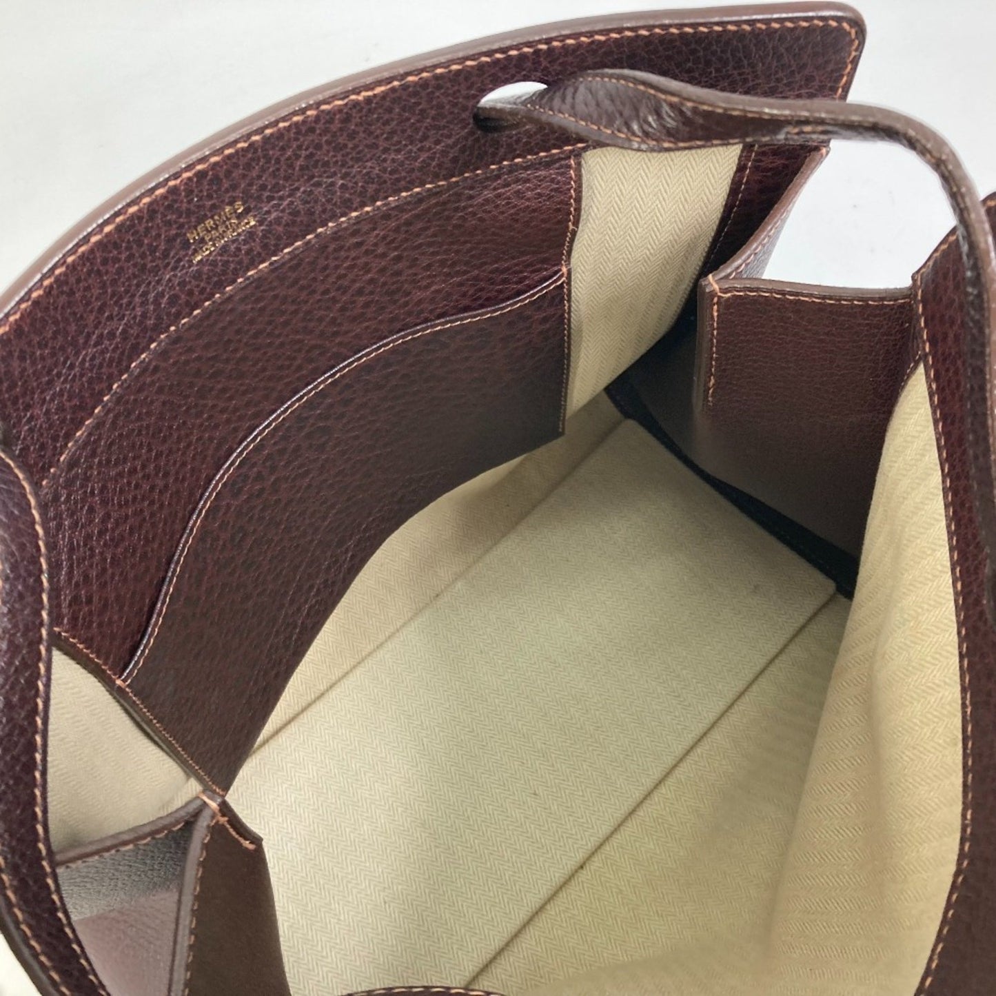 Hermès -- Brown Leather Shoulder Bag