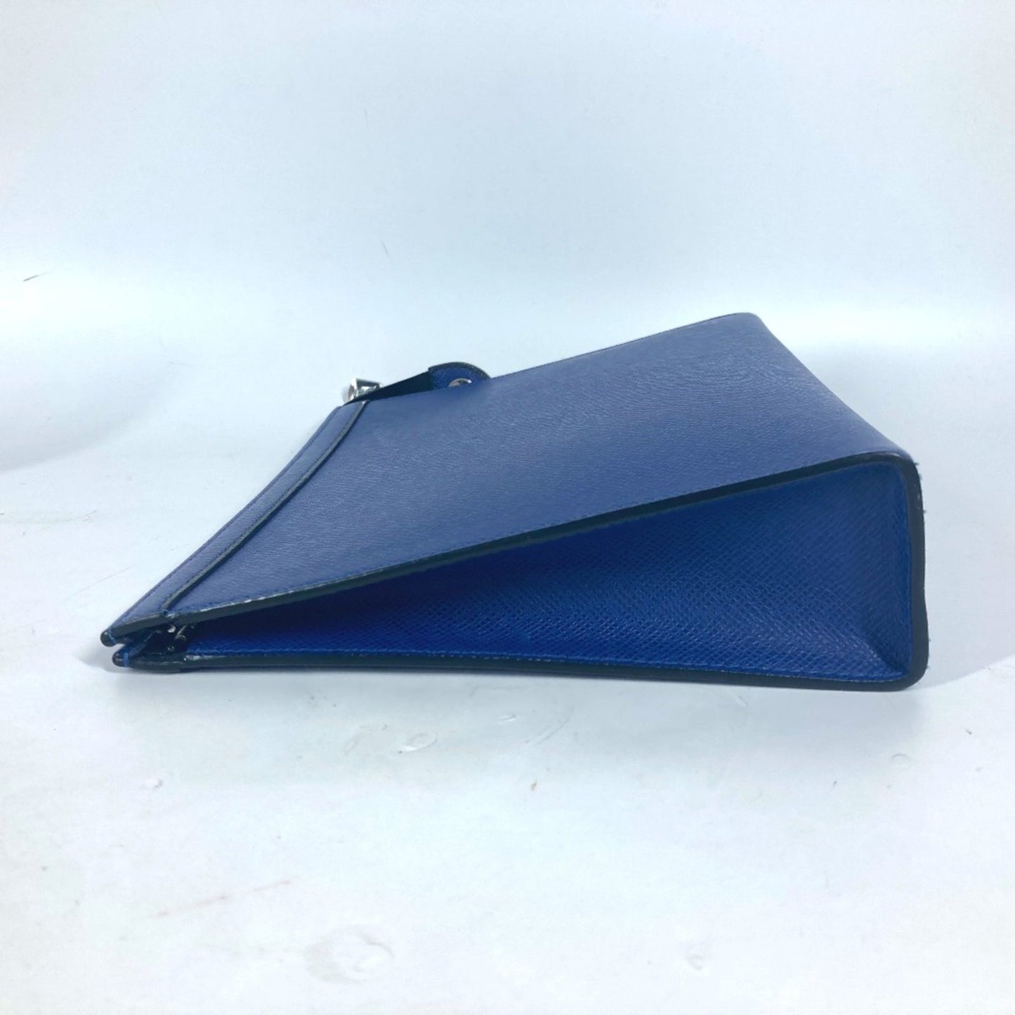 Louis Vuitton Pochette voyage Blue Leather Clutch Bag