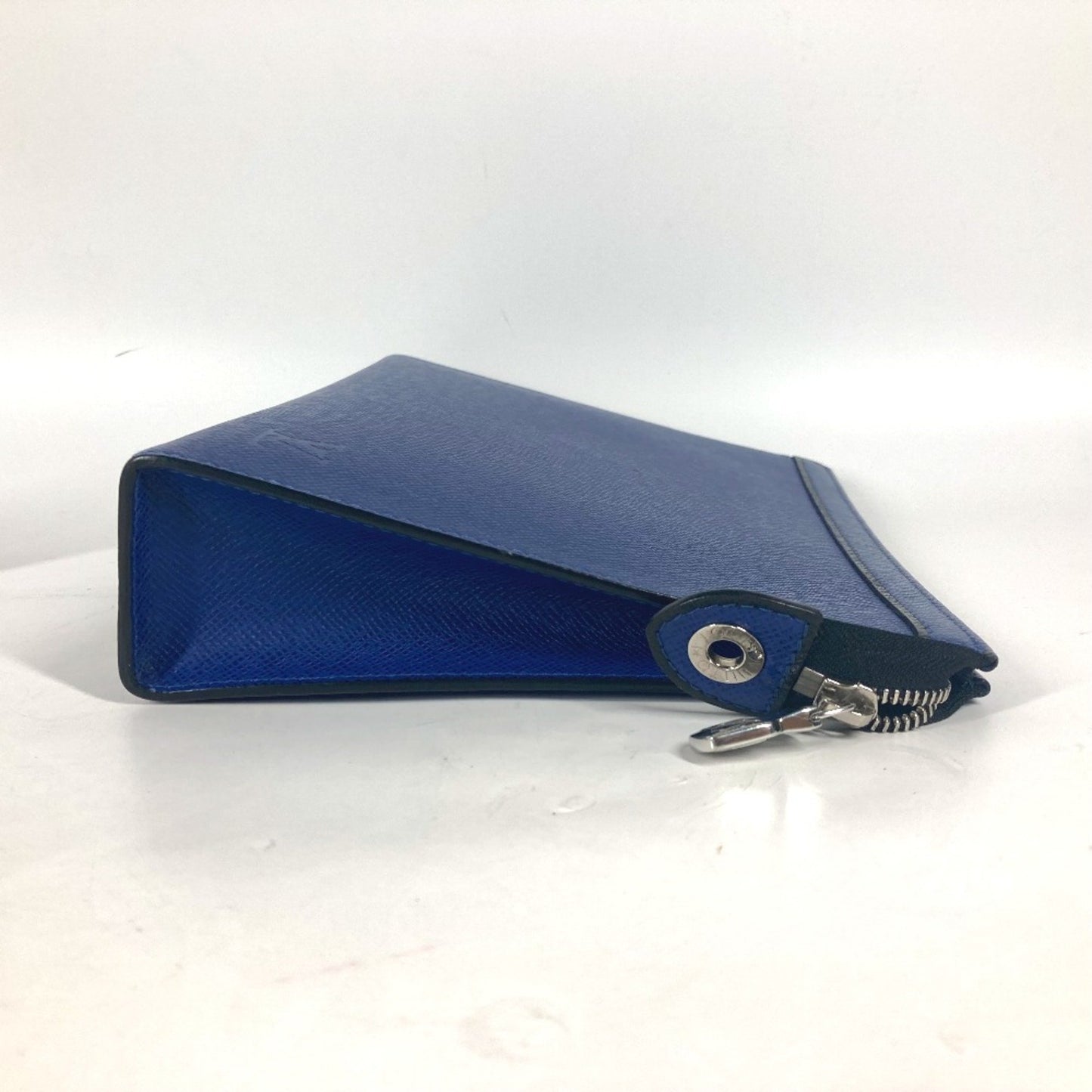 Louis Vuitton Pochette voyage Blue Leather Clutch Bag