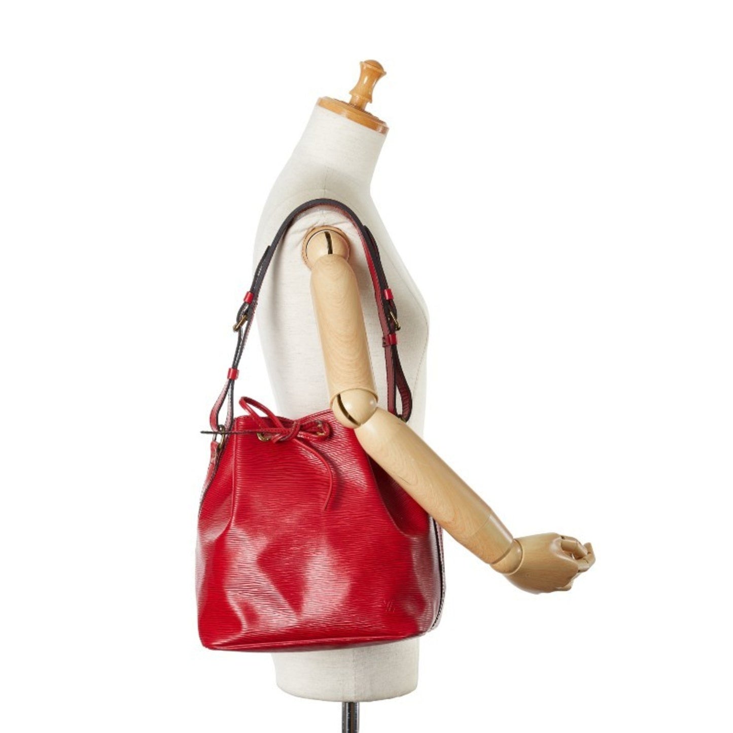 Louis Vuitton Petit Noé Red Leather Shoulder Bag