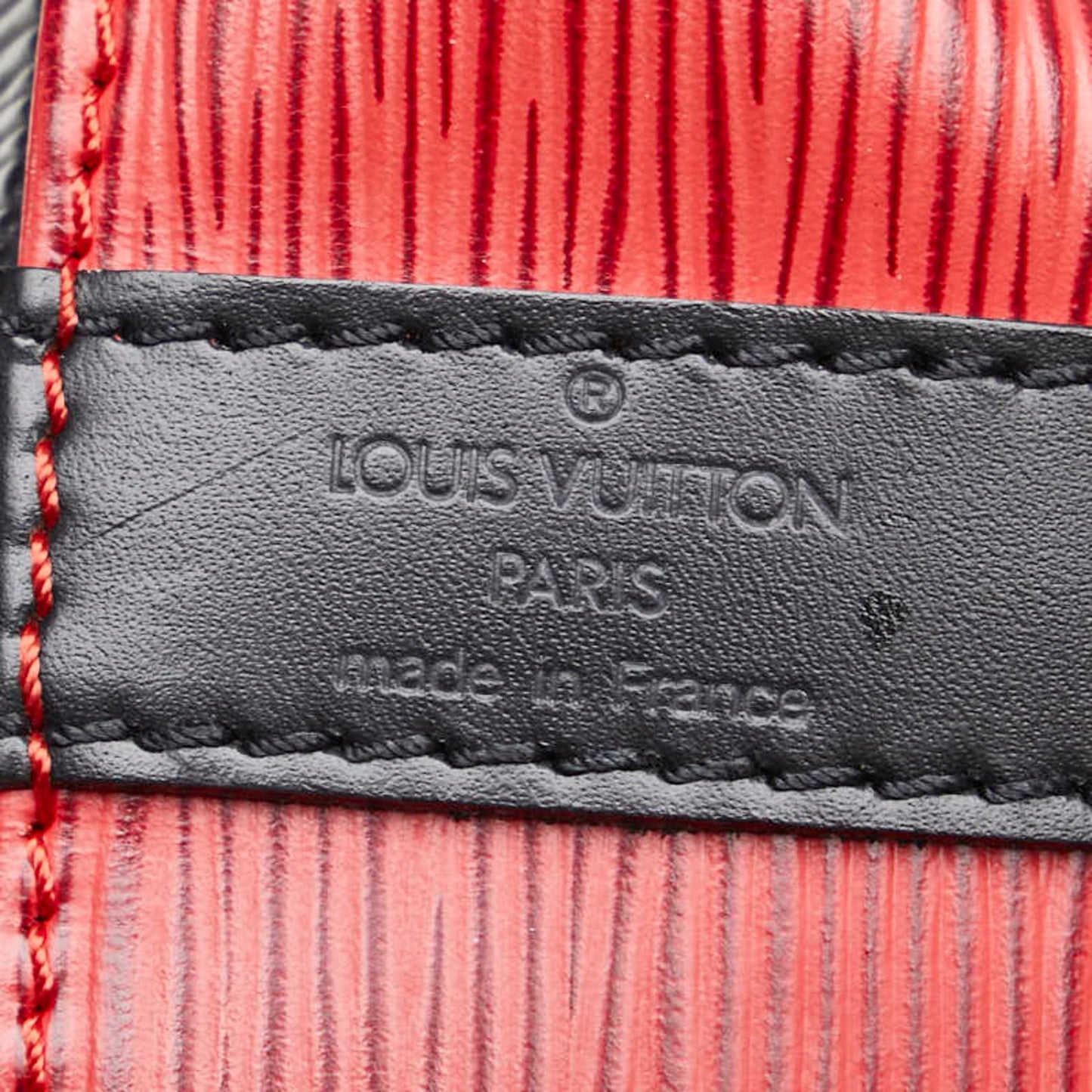 Louis Vuitton Petit Noé Red Leather Shoulder Bag