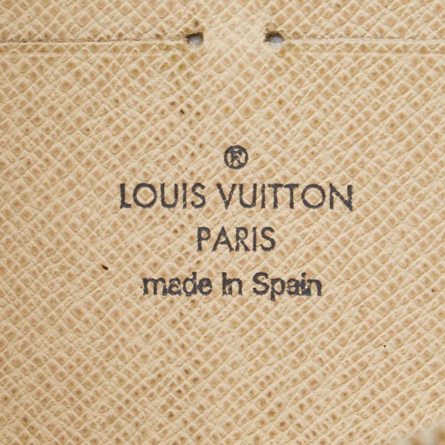 Louis Vuitton Zippy wallet White Synthetic Wallet Accessories