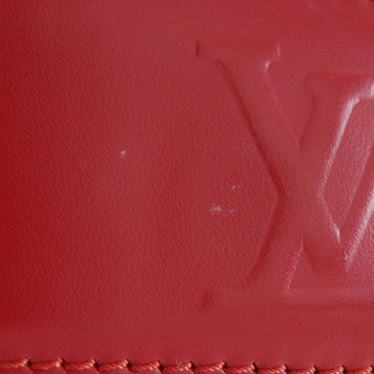 Louis Vuitton Sac d'épaule Red Leather Shoulder Bag