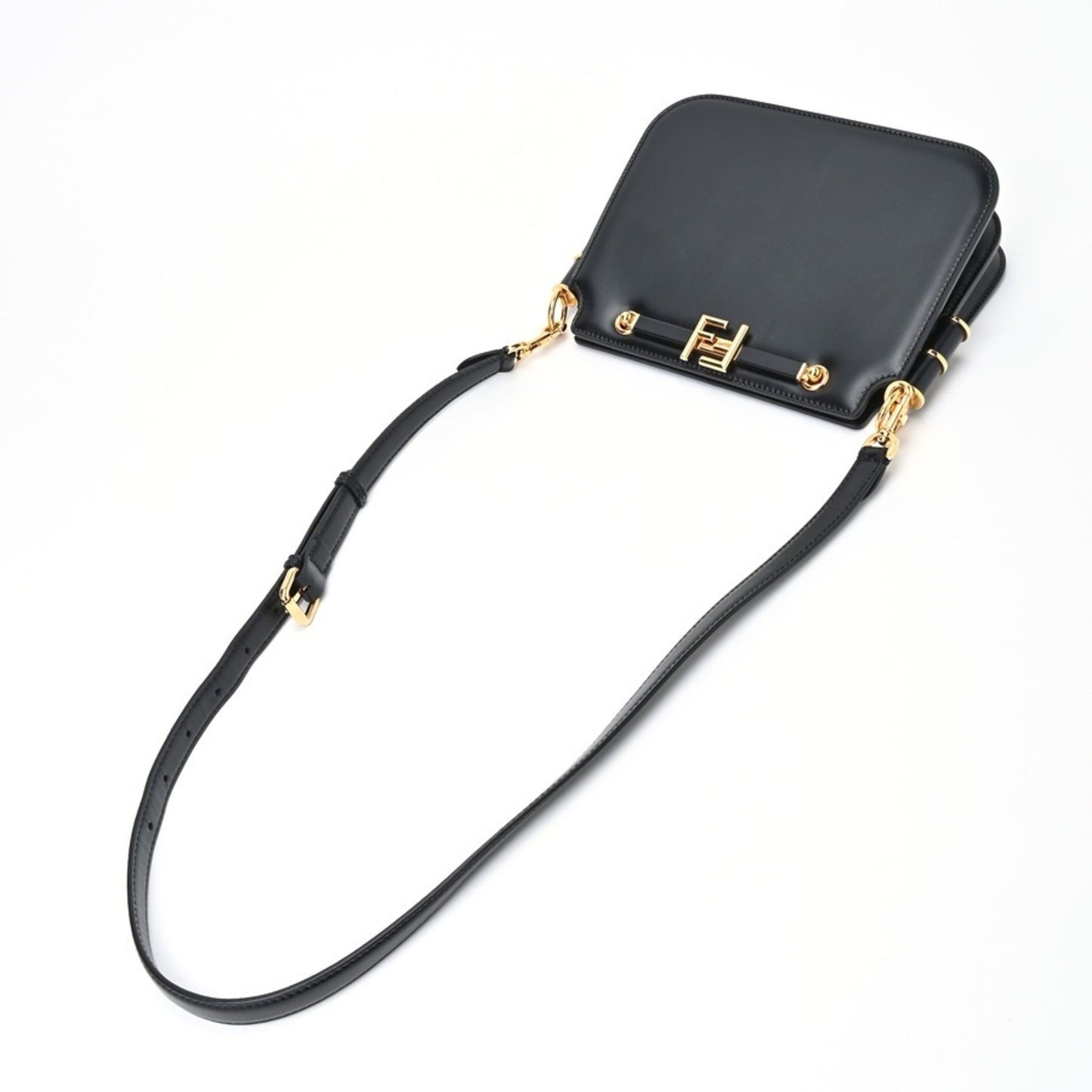 Fendi -- Black Leather Shoulder Bag