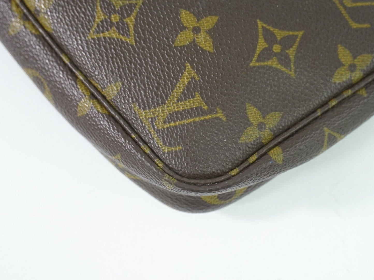 Louis Vuitton Pochette accessoires Brown Canvas Clutch Bag