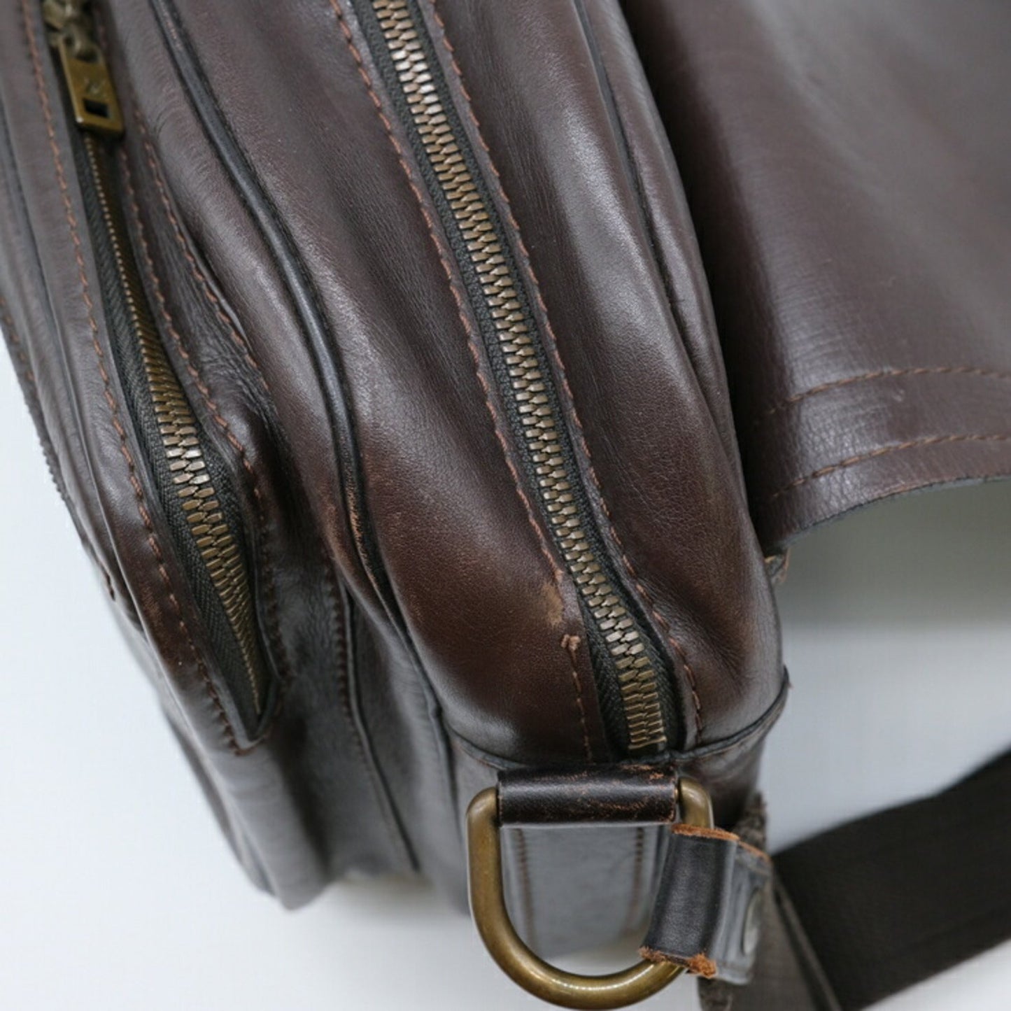 Louis Vuitton Utah Brown Leather Shoulder Bag