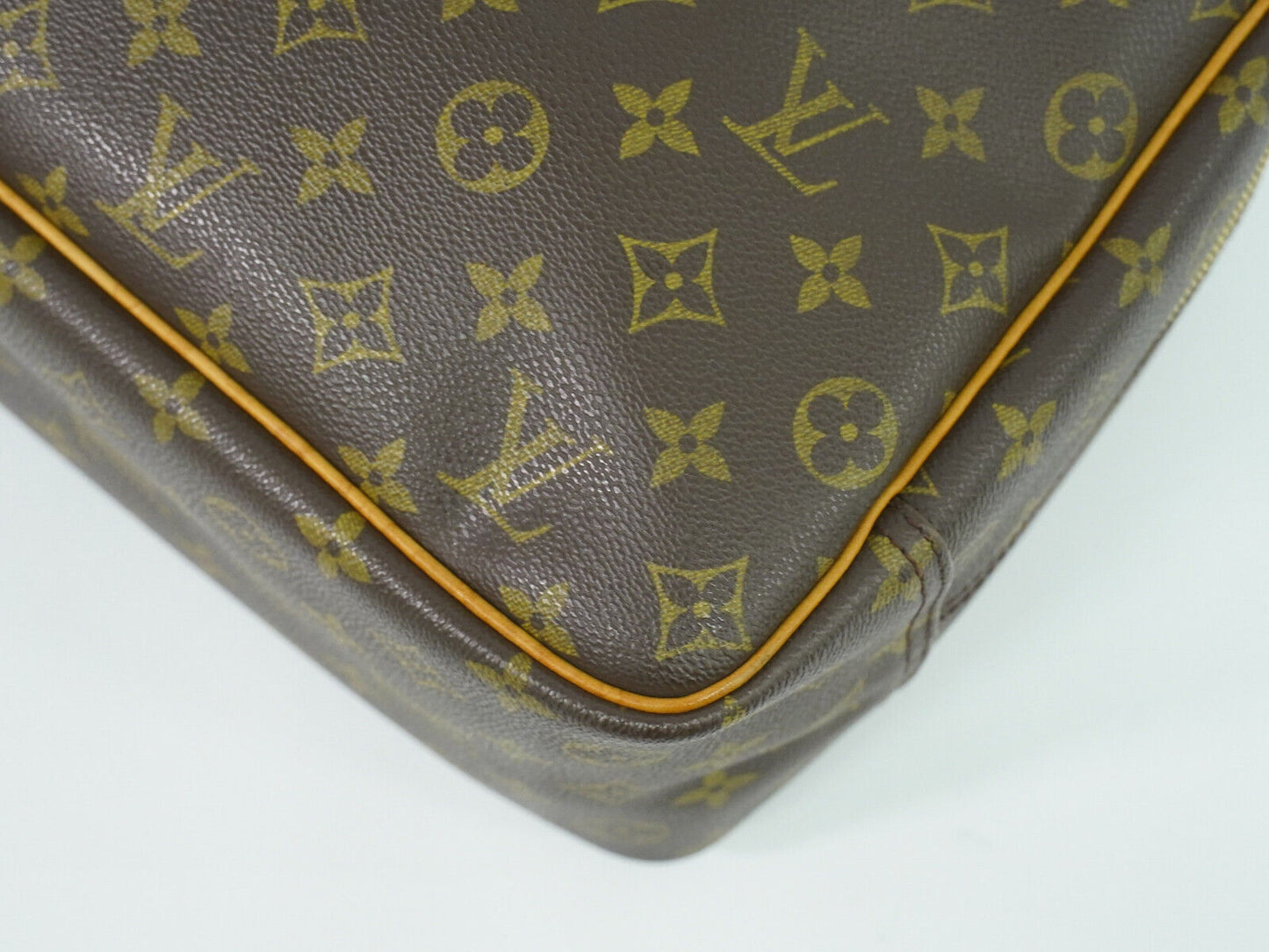 Louis Vuitton Deauville Brown Canvas Hand Bag