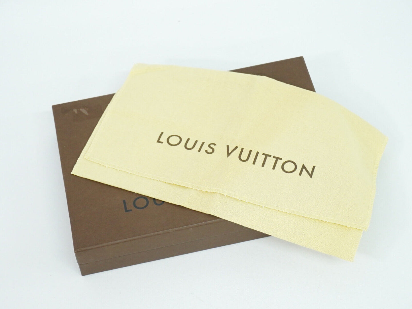 Louis Vuitton Pochette accessoires Brown Canvas Clutch Bag