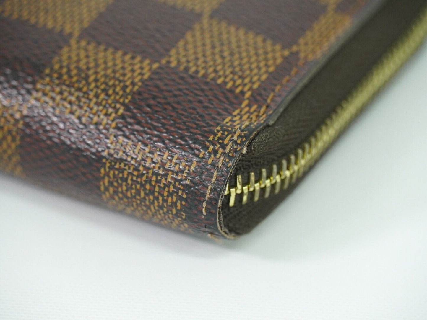 Louis Vuitton Zippy Brown Canvas Wallet Accessories