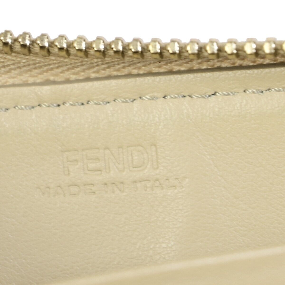 Fendi Round Zipper Beige Leather Wallet Accessories