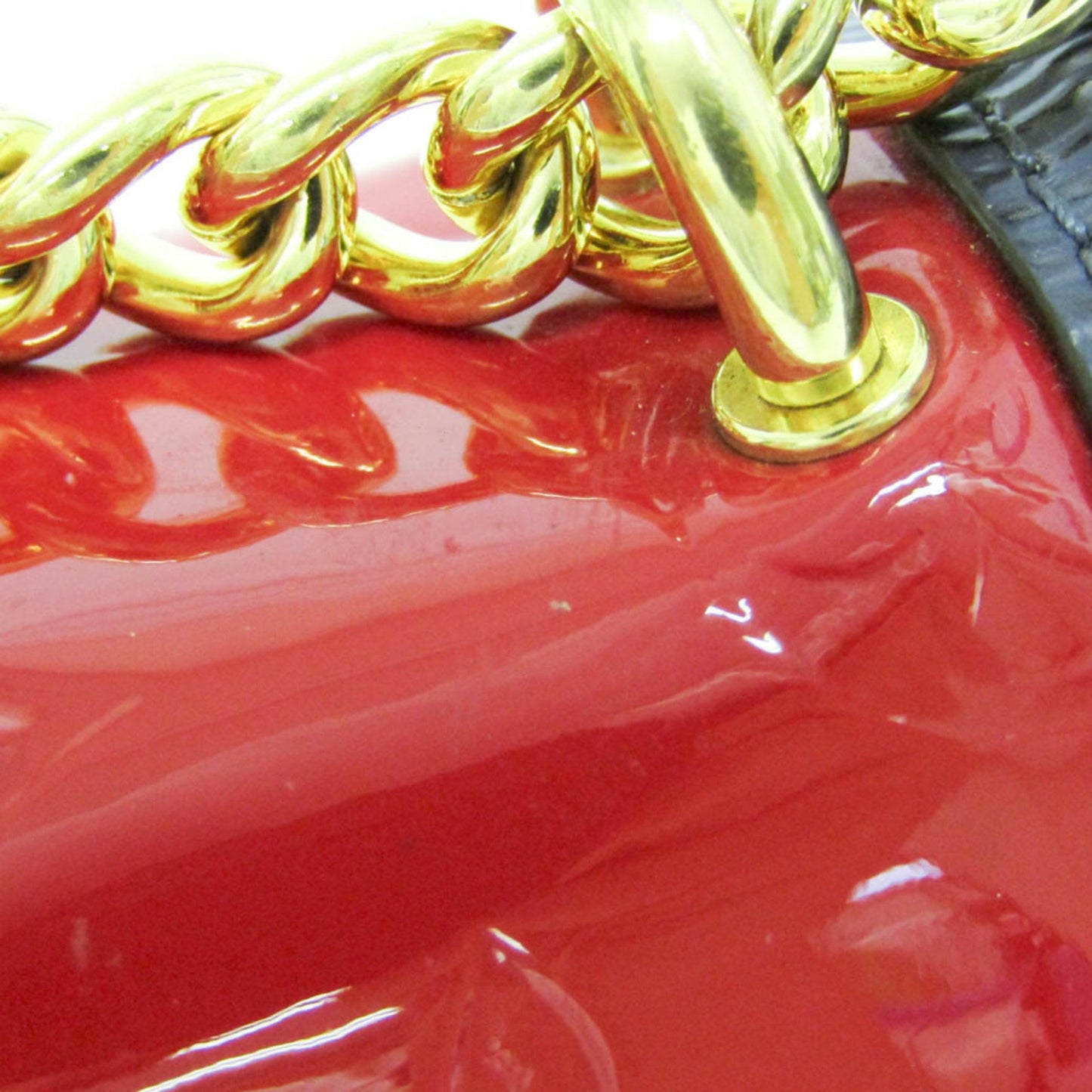 Louis Vuitton Wynwood Red Patent Leather Shoulder Bag