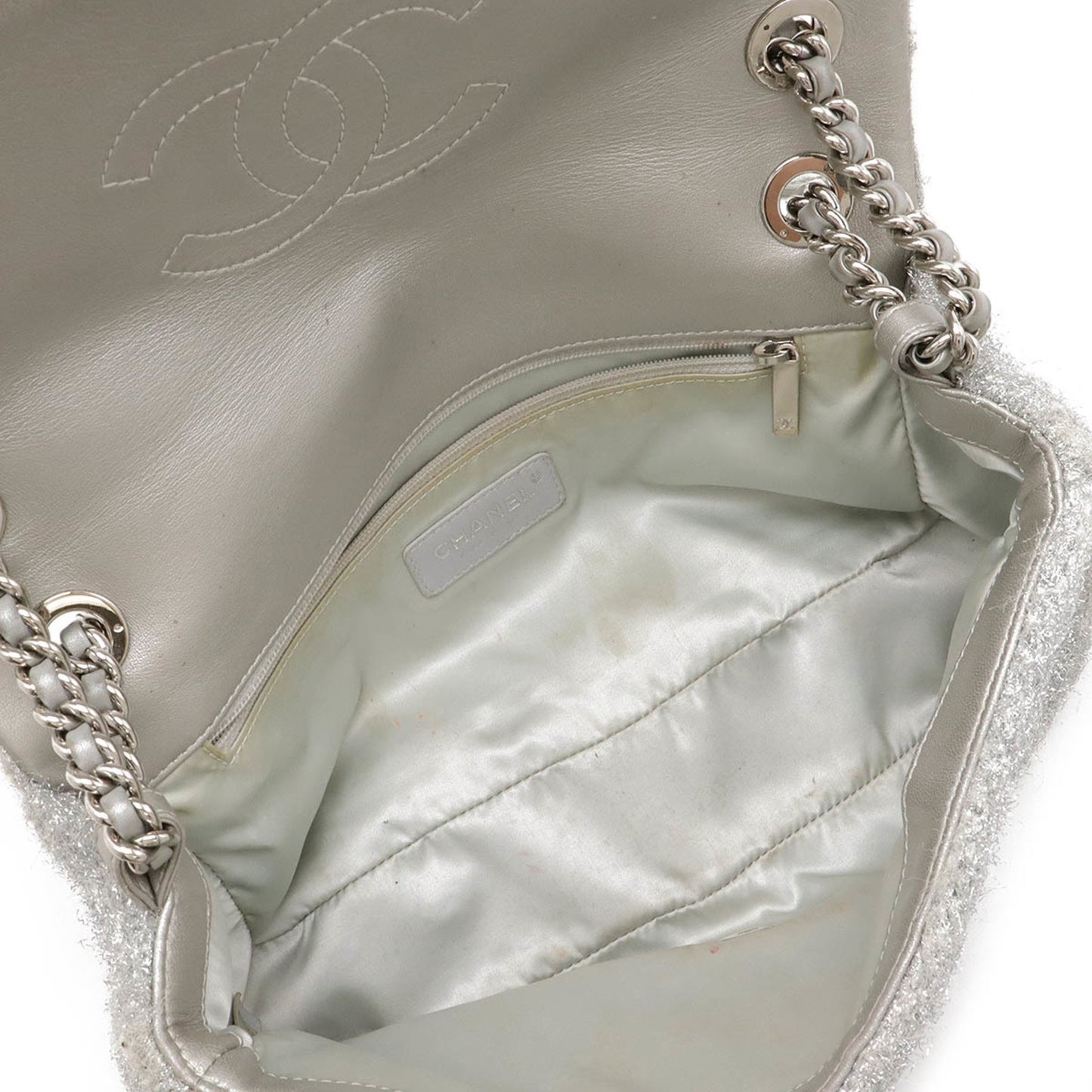 Chanel Matelassé Silver Fabric Shoulder Bag