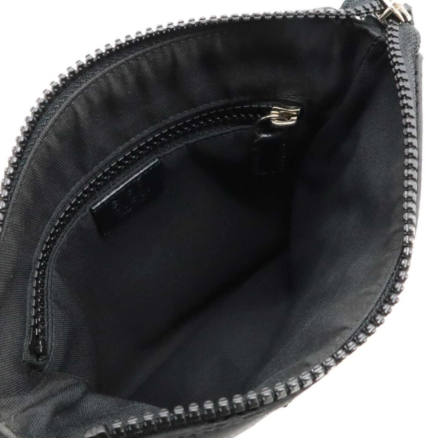 Gucci GG nylon Black Synthetic Shoulder Bag