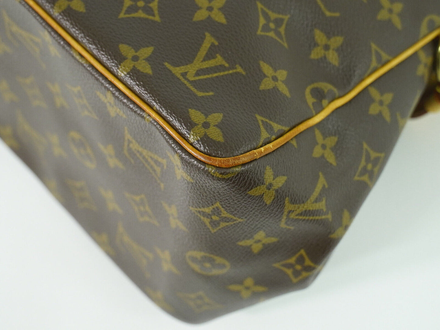 Louis Vuitton Batignolles Brown Canvas Hand Bag