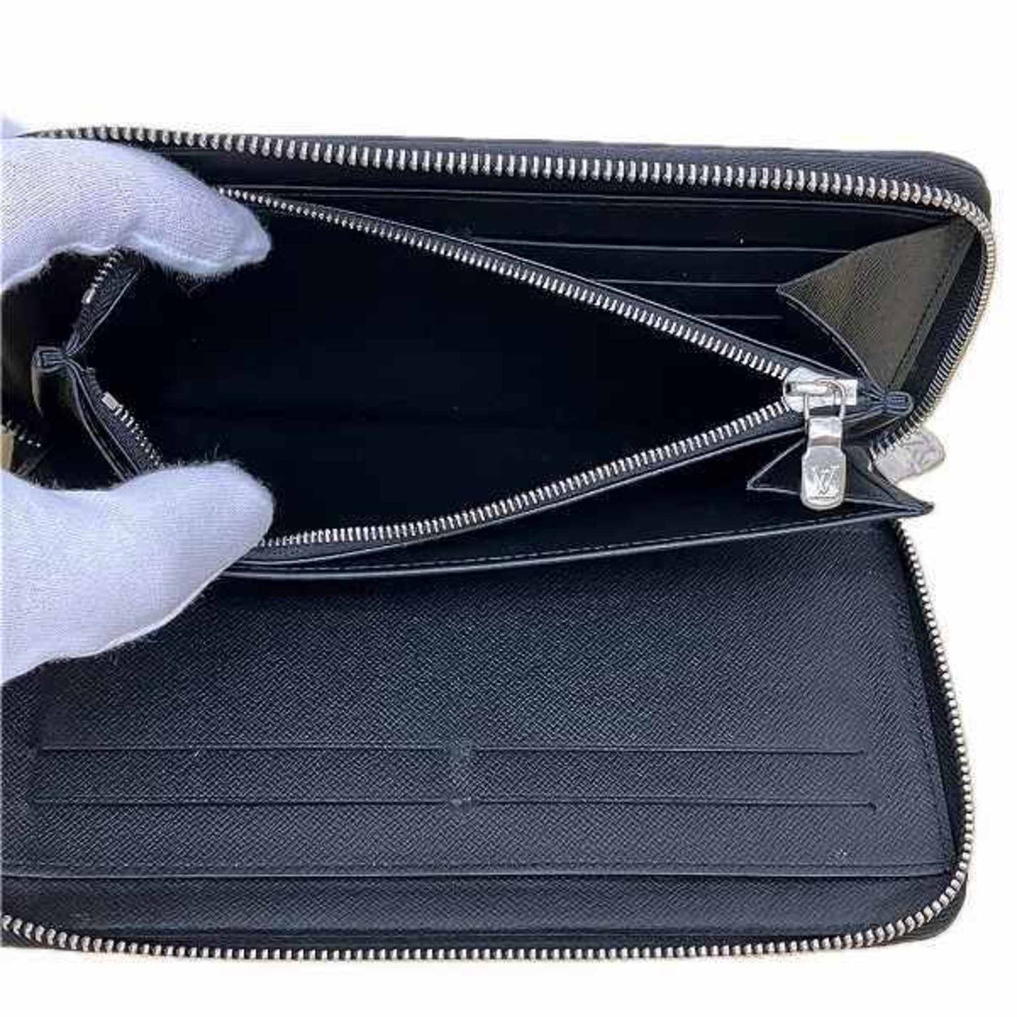 Louis Vuitton Zippy organizer Black Leather Wallet Accessories