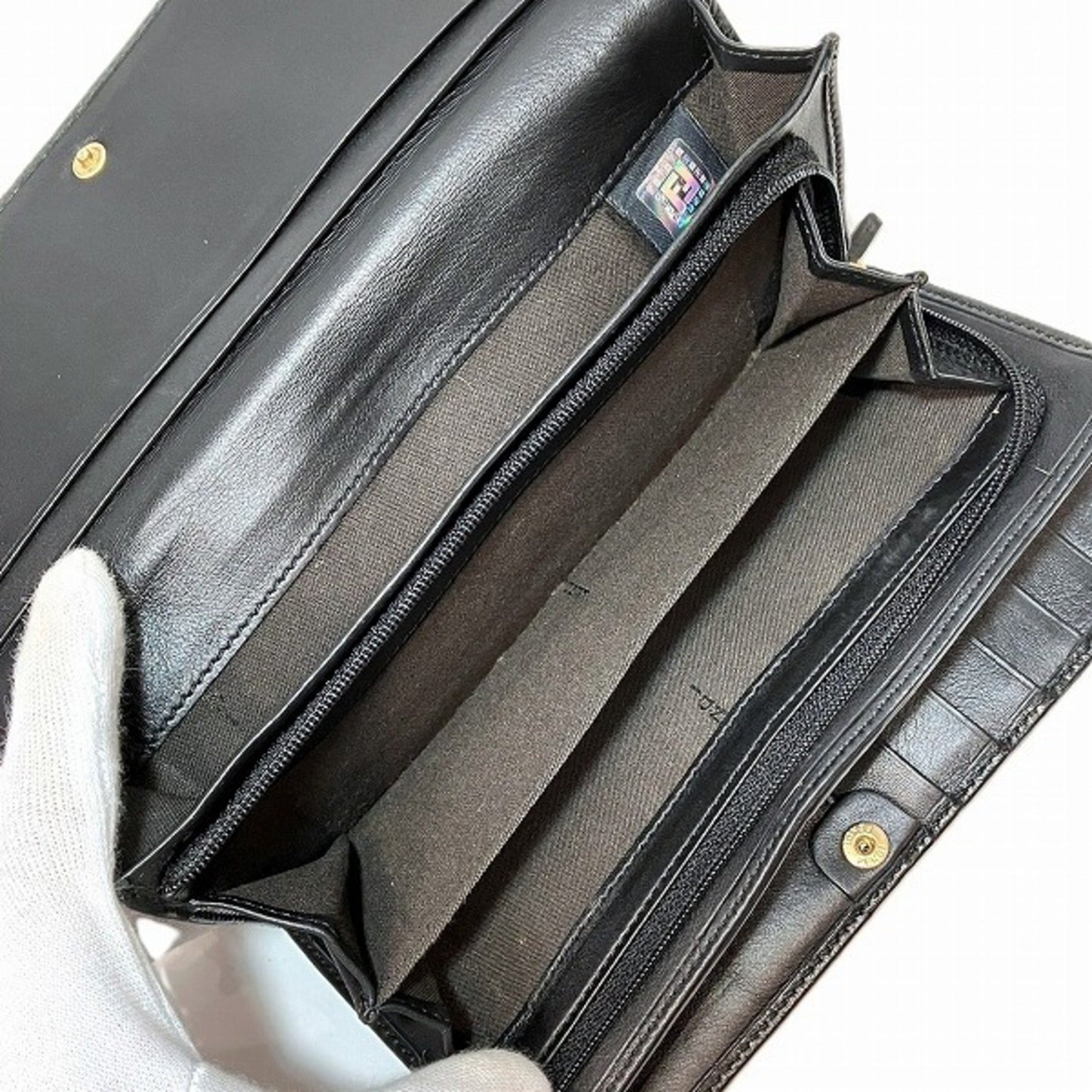 Fendi -- Black Leather Wallet Accessories