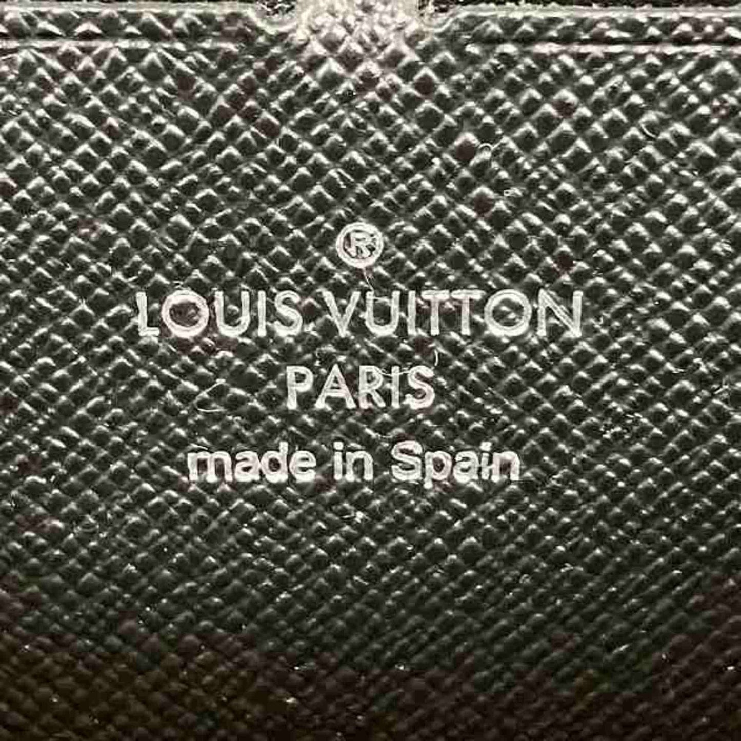 Louis Vuitton Zippy wallet Black Leather Wallet Accessories