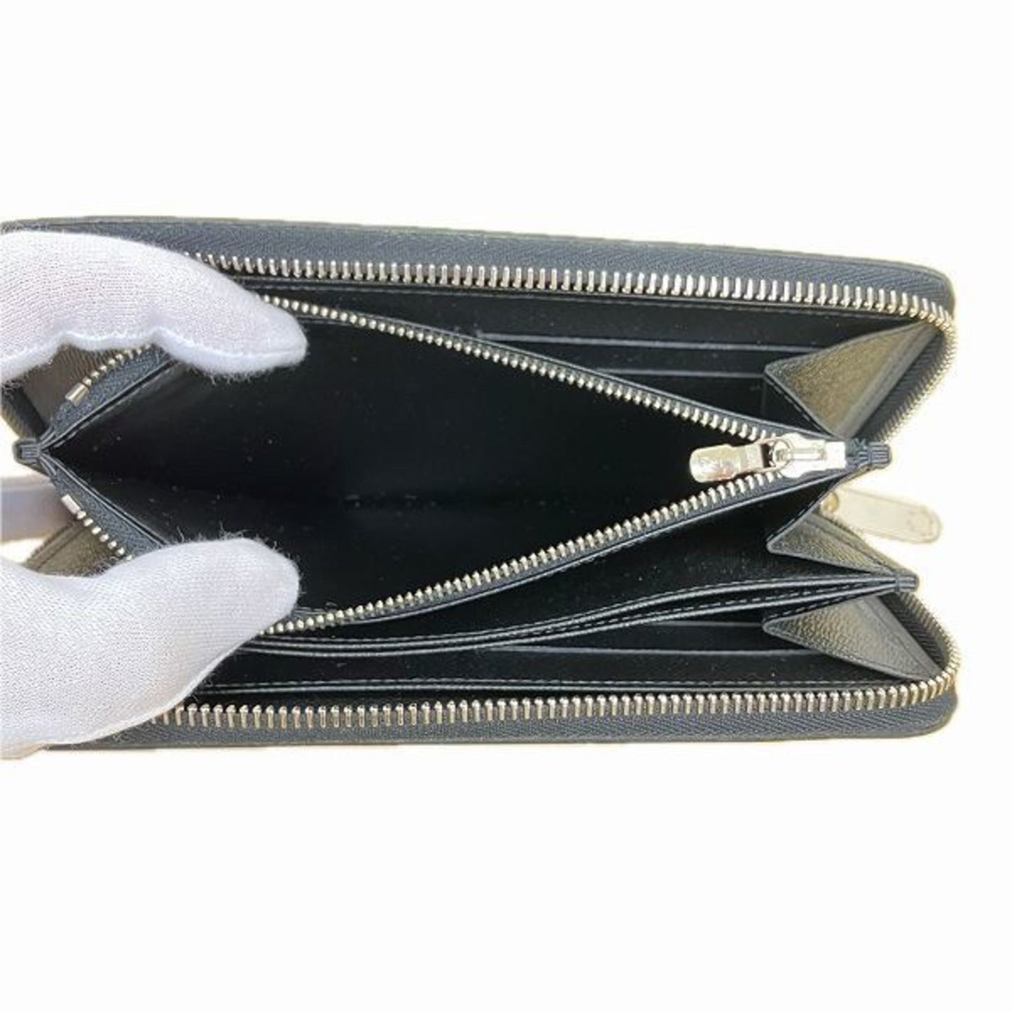 Louis Vuitton Zippy wallet Black Leather Wallet Accessories