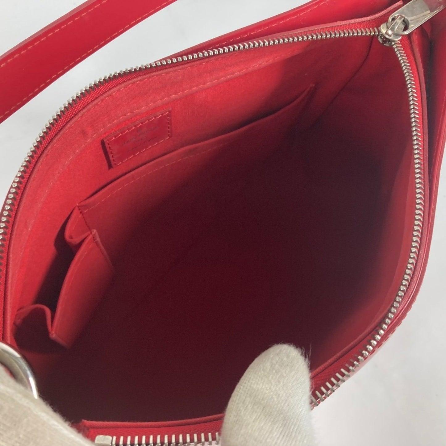 Louis Vuitton Turenne Red Leather Shoulder Bag