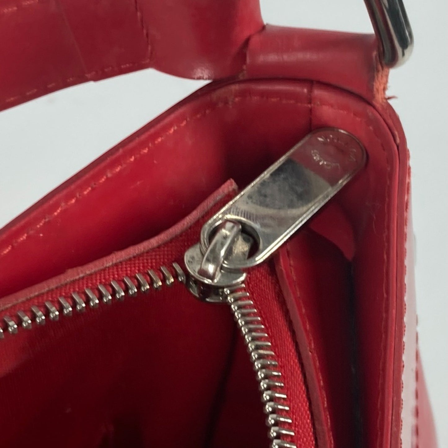 Louis Vuitton Turenne Red Leather Shoulder Bag