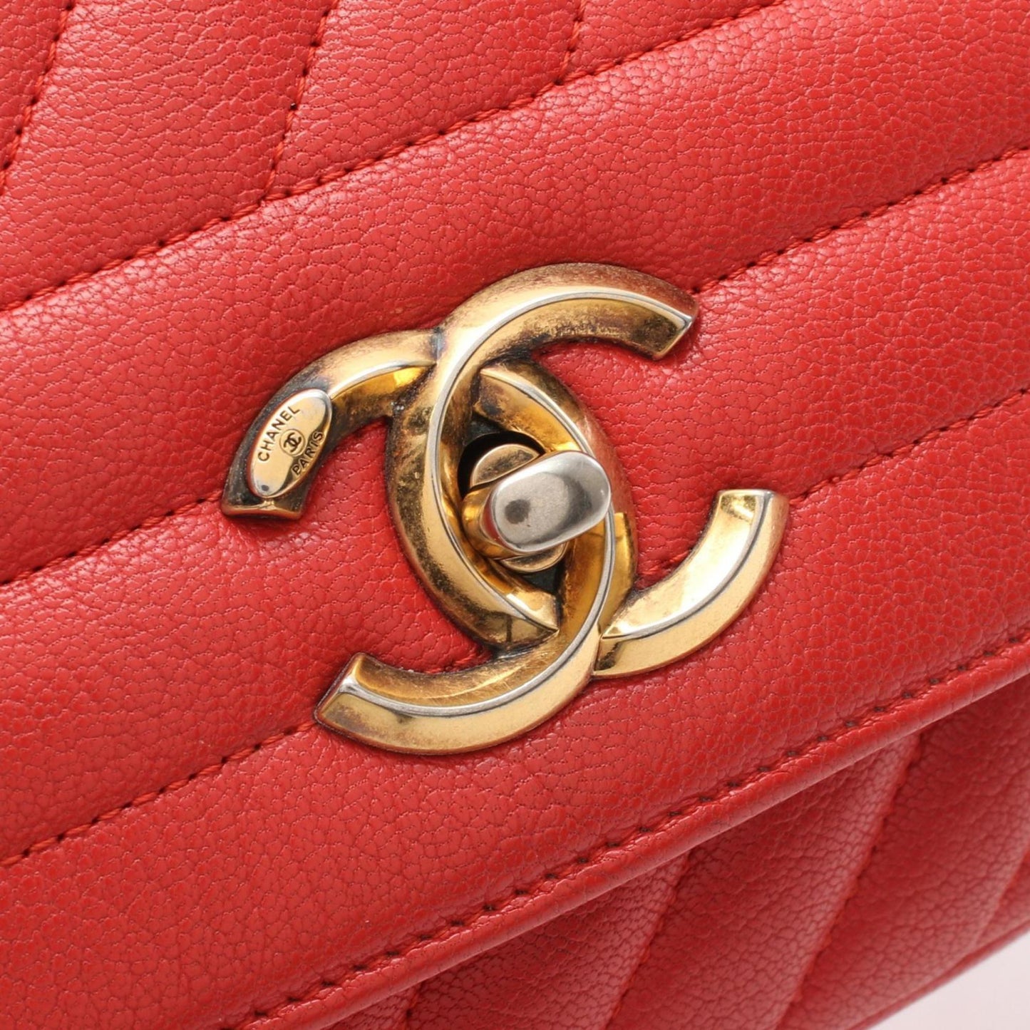 Chanel Chevron Red Leather Shoulder Bag