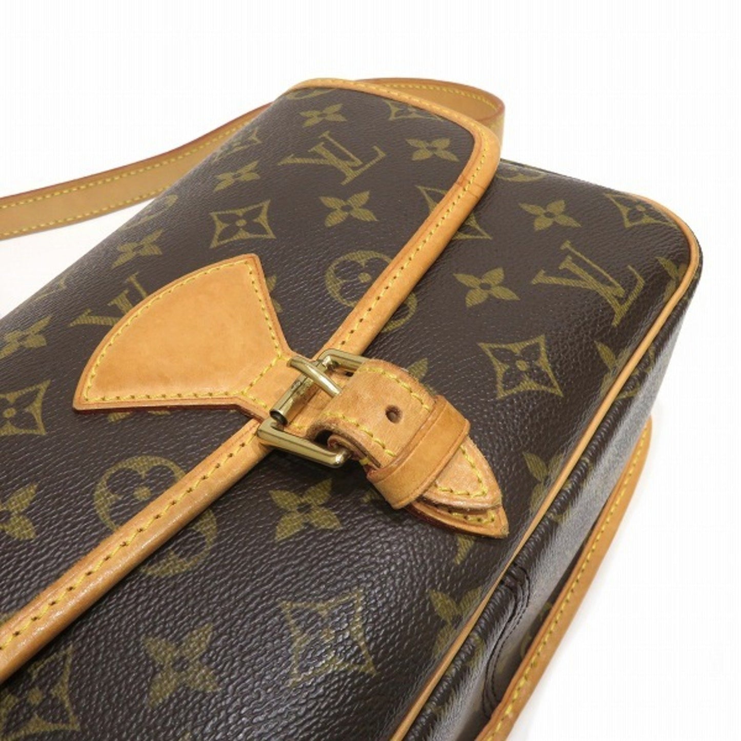 Louis Vuitton Sologne Brown Canvas Shoulder Bag