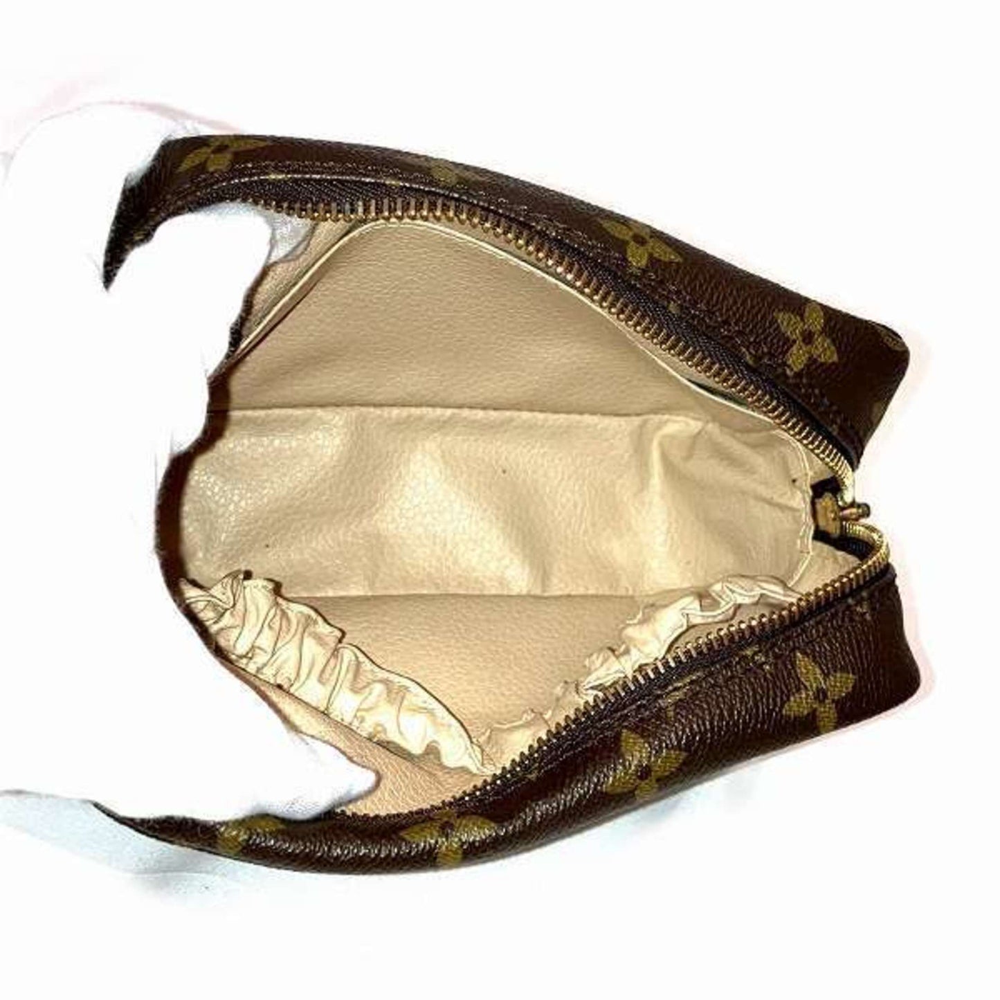 Louis Vuitton Trousse de Toilette 18 Brown Canvas Clutch Bag