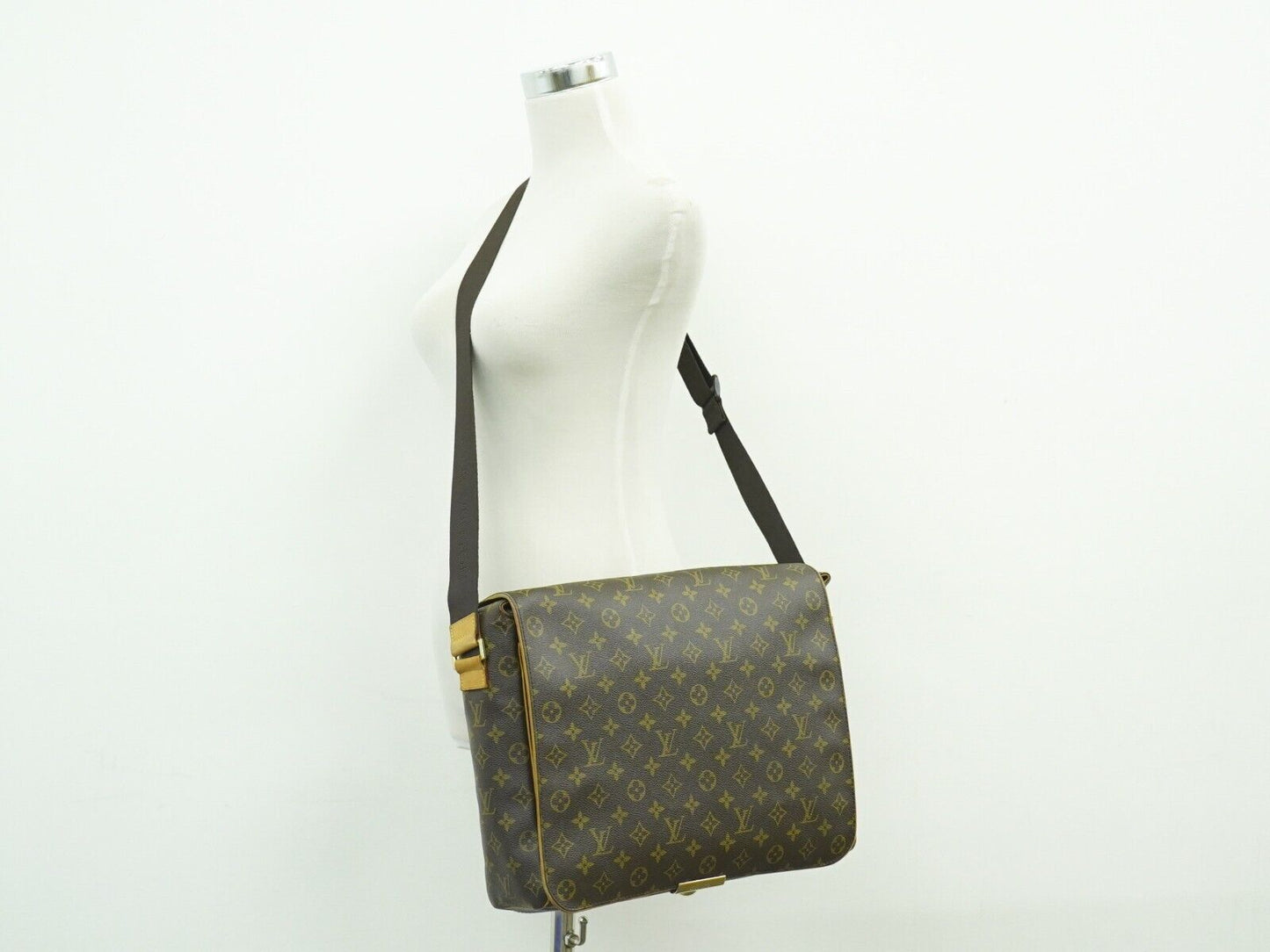 Louis Vuitton Abbesses Brown Canvas Shoulder Bag