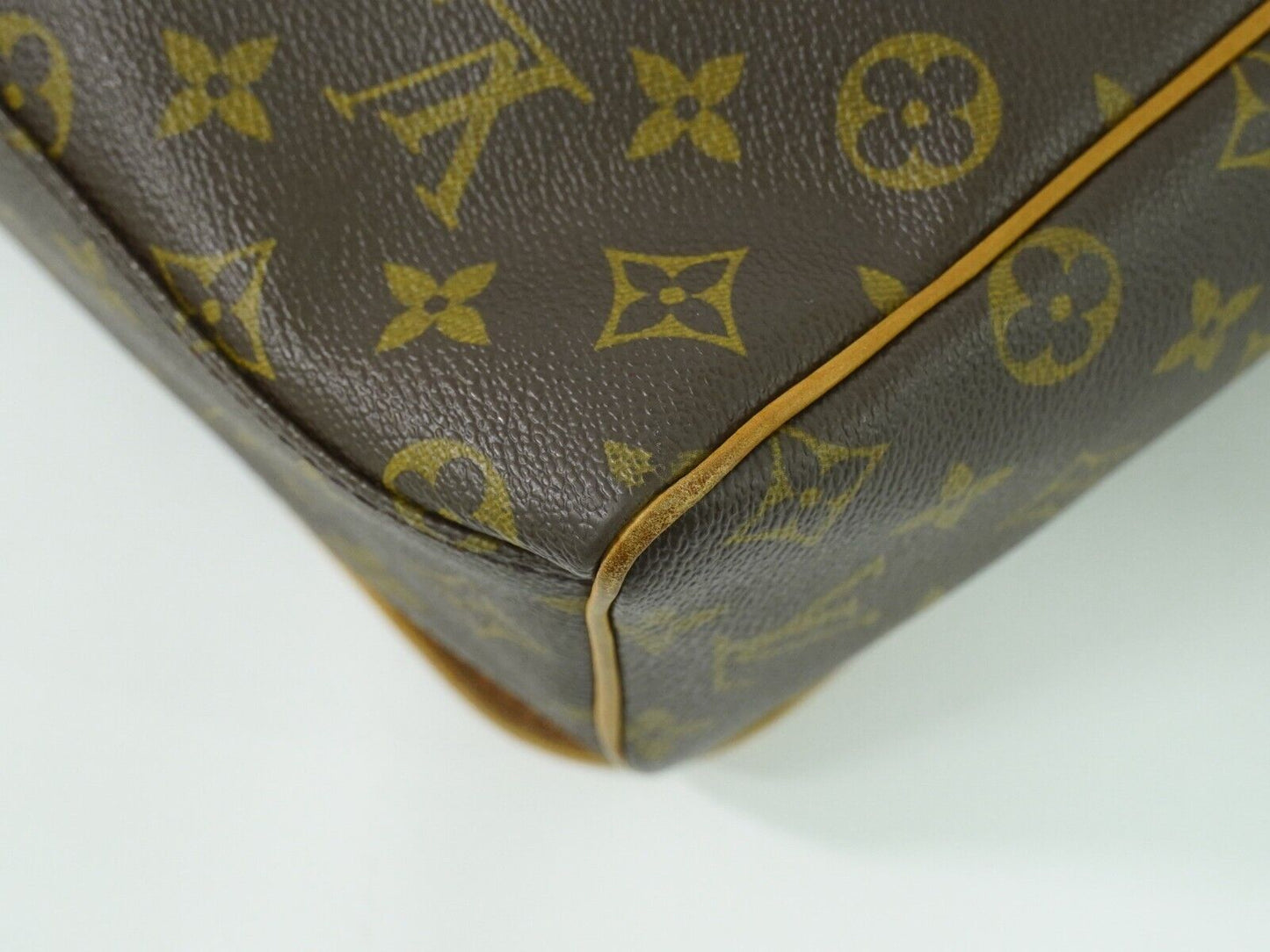 Louis Vuitton Abbesses Brown Canvas Shoulder Bag