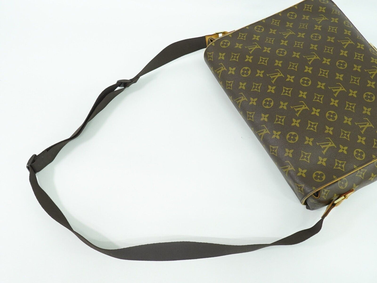 Louis Vuitton Abbesses Brown Canvas Shoulder Bag