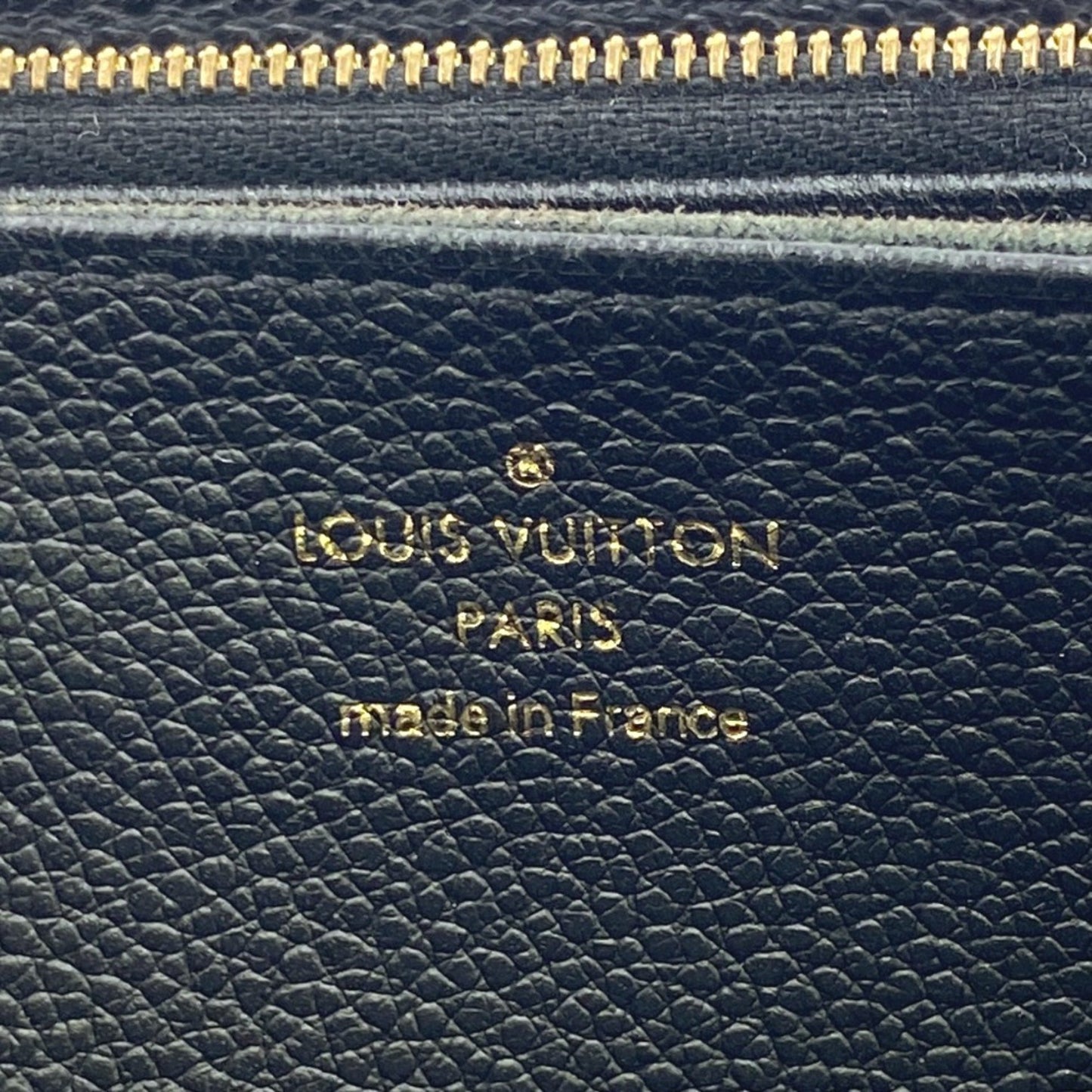 Louis Vuitton Zippy wallet Black Leather Wallet Accessories