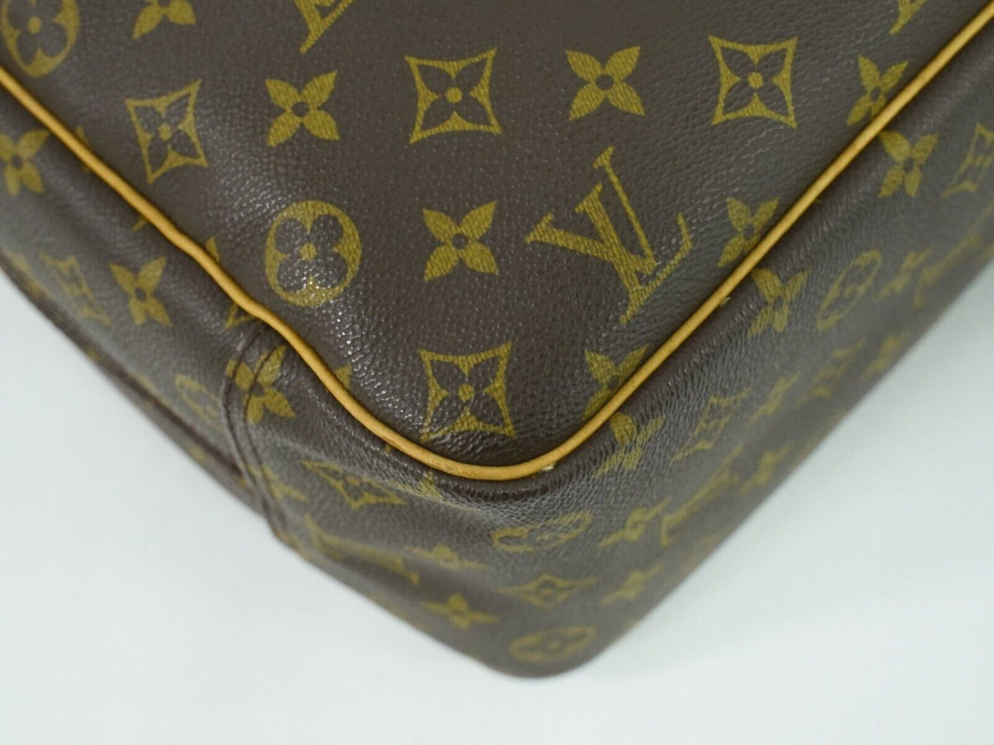 Louis Vuitton Deauville Brown Canvas Hand Bag