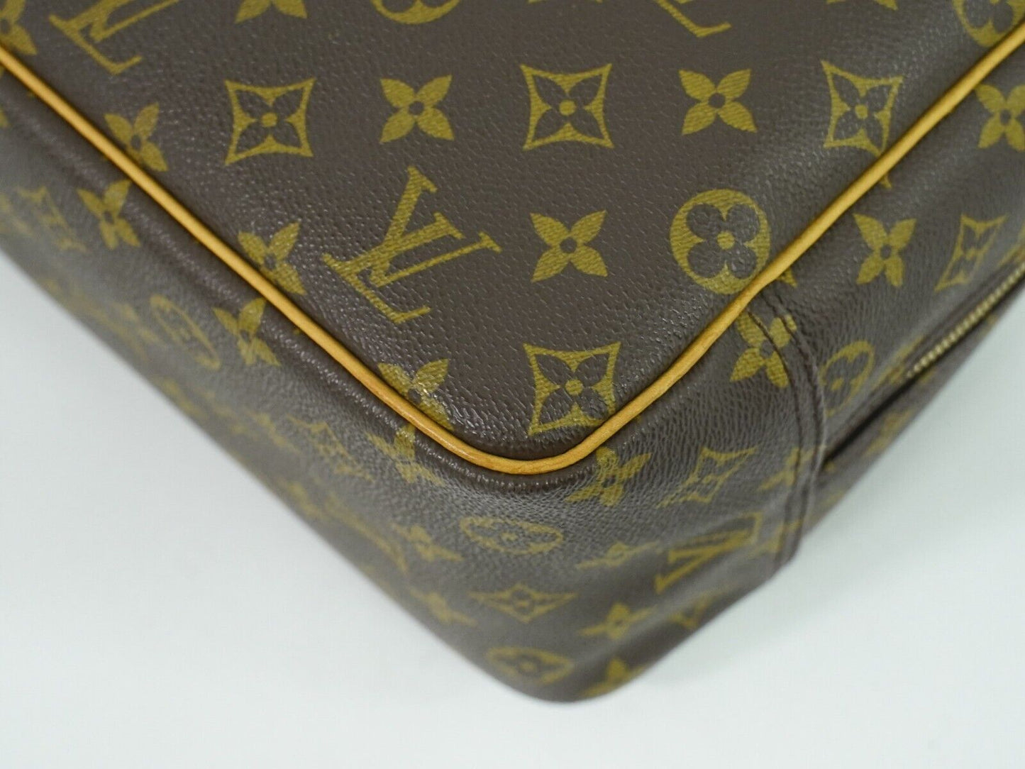 Louis Vuitton Deauville Brown Canvas Hand Bag