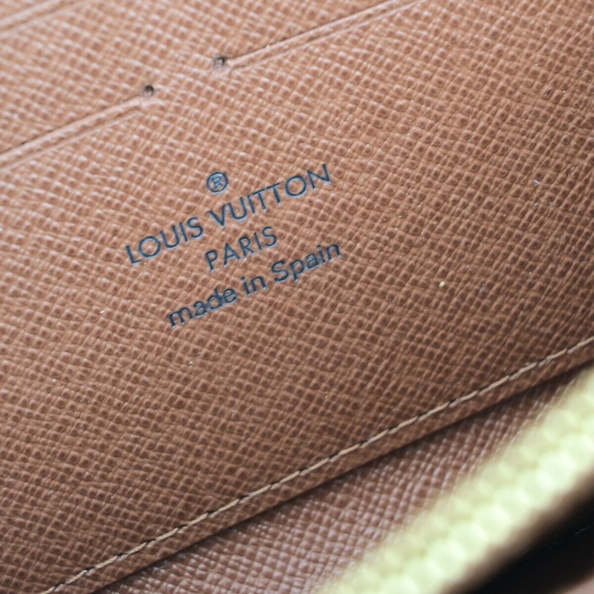 Louis Vuitton Zippy Brown Canvas Wallet Accessories