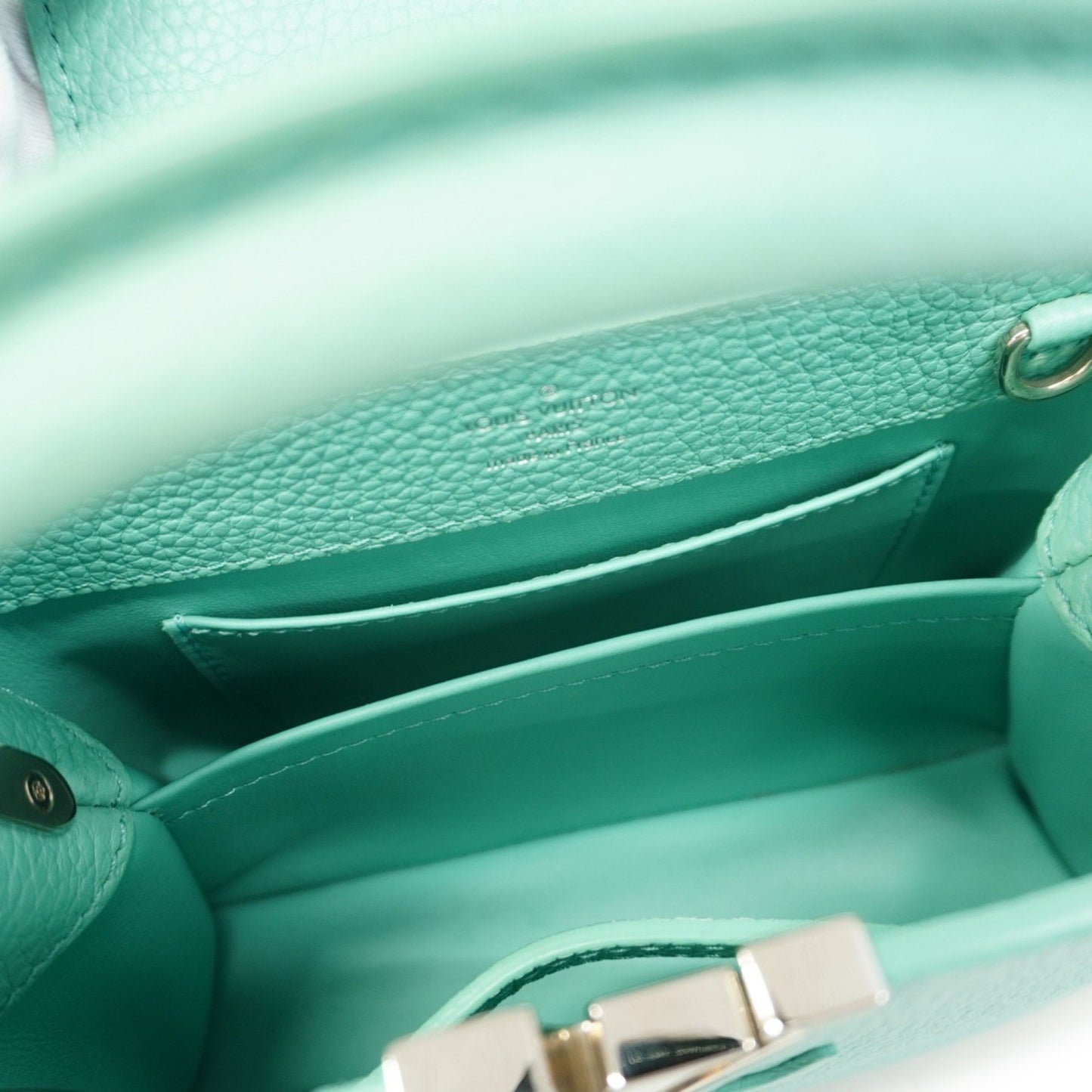 Louis Vuitton Capucines mini Green Leather Shoulder Bag