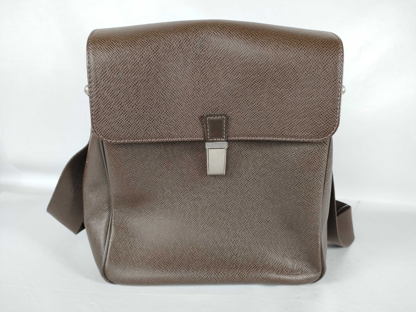 Louis Vuitton Yaranga Brown Leather Shoulder Bag