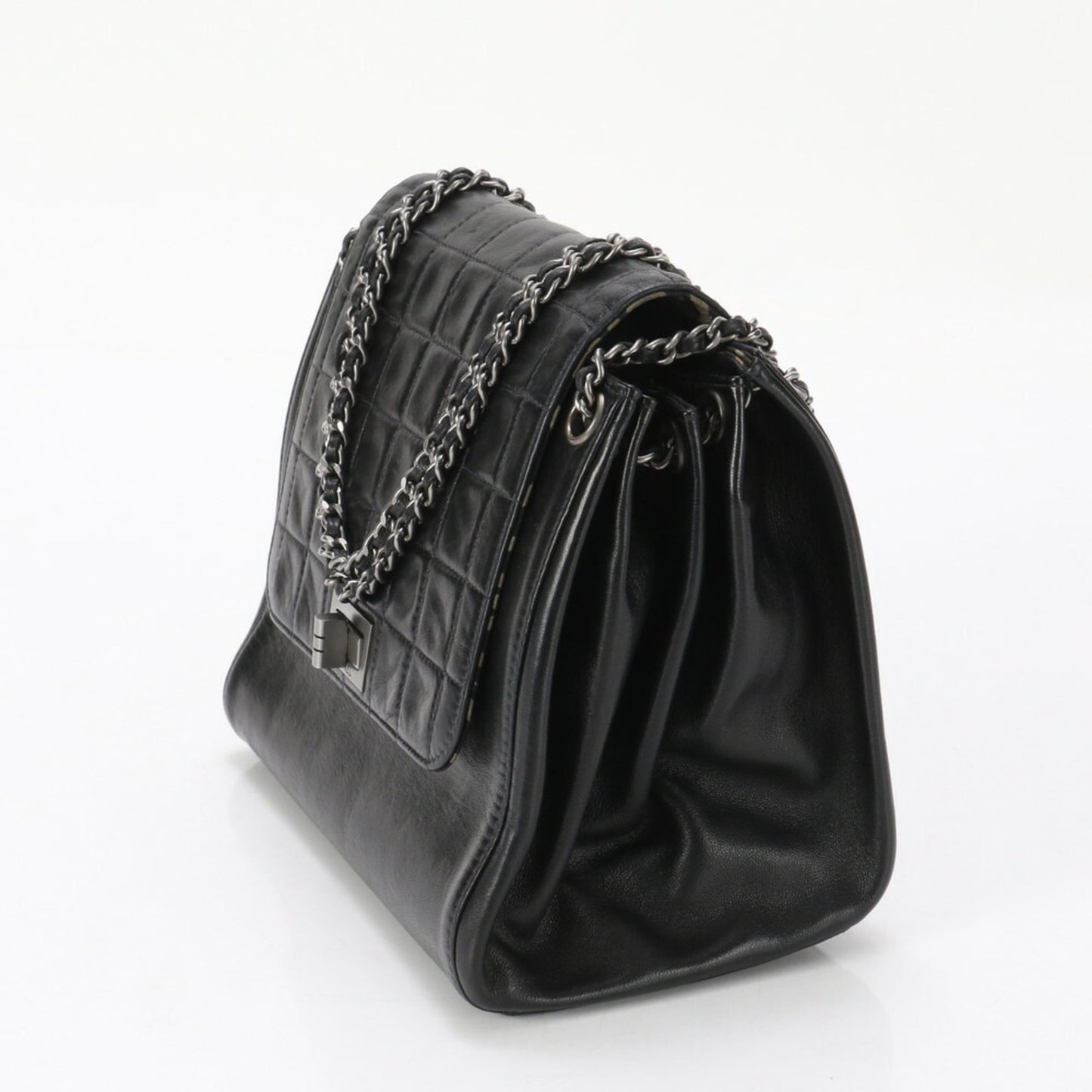 Chanel 2,55 Black Leather Shoulder Bag